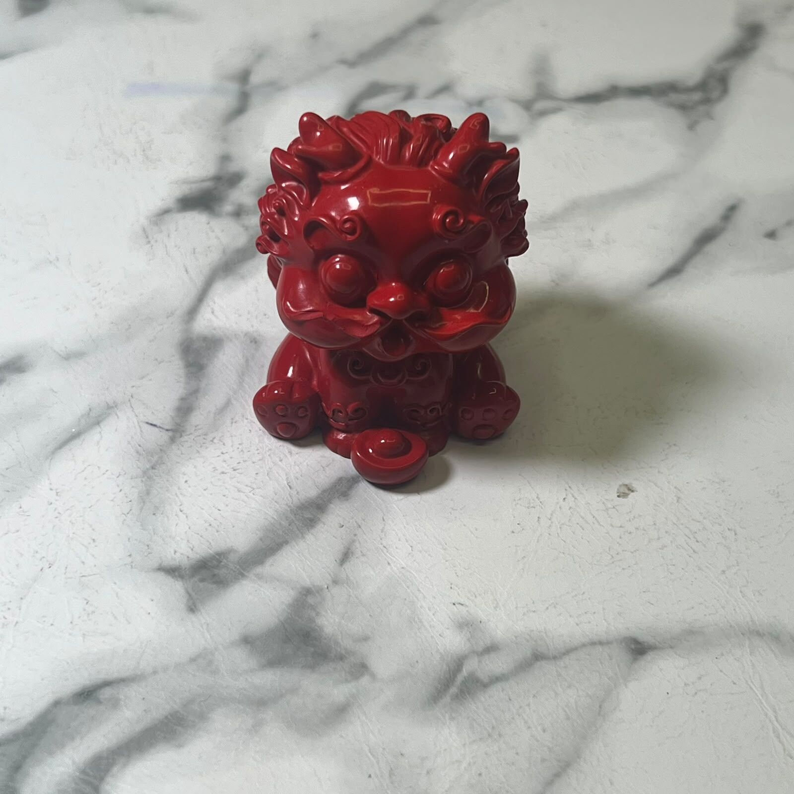 HKCG0822-139 (微瑕)源礦朱砂吞金獸5cm高 (B4)