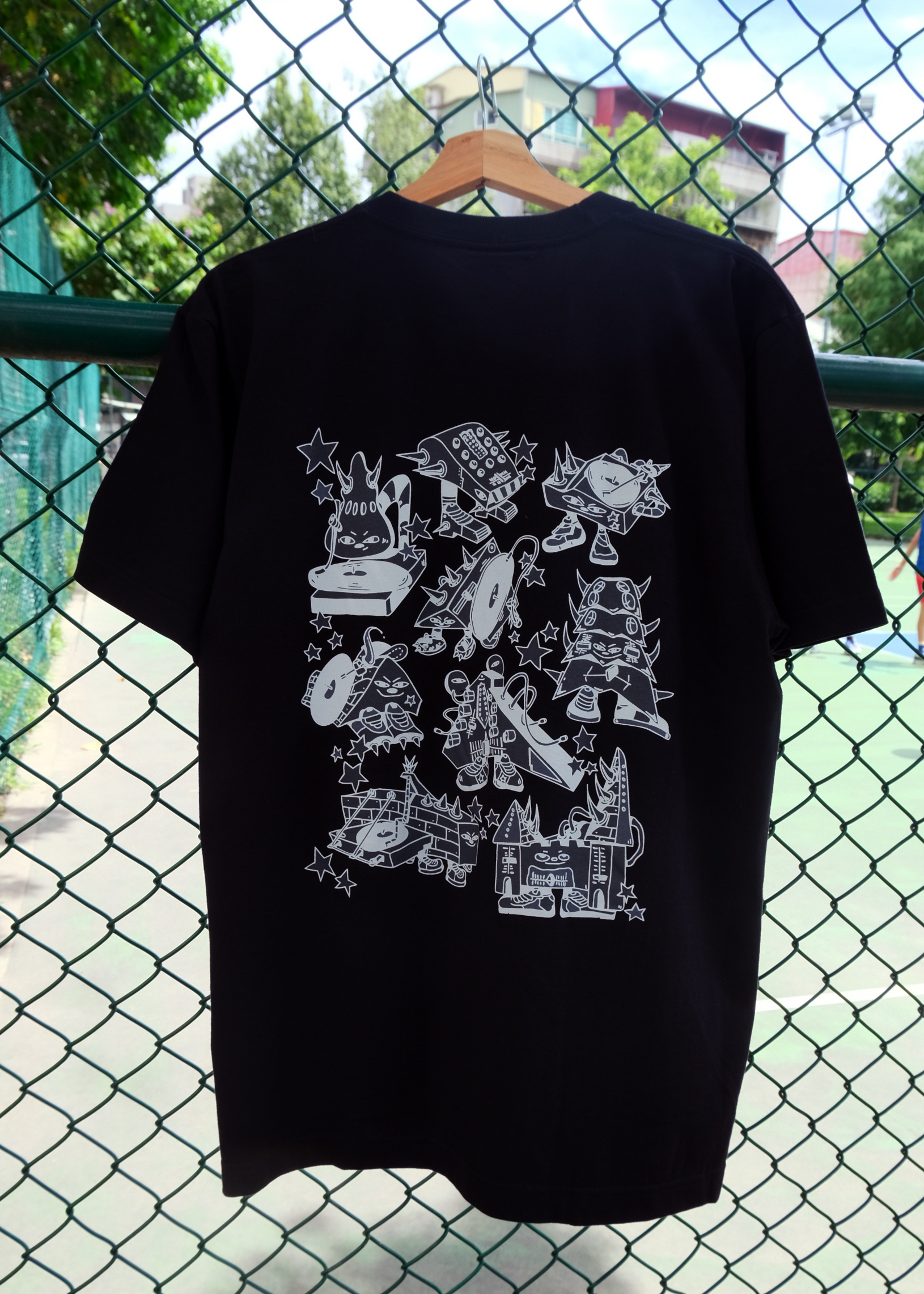 Mess-age x Turntable Jam 碟對碟 Tee / Black