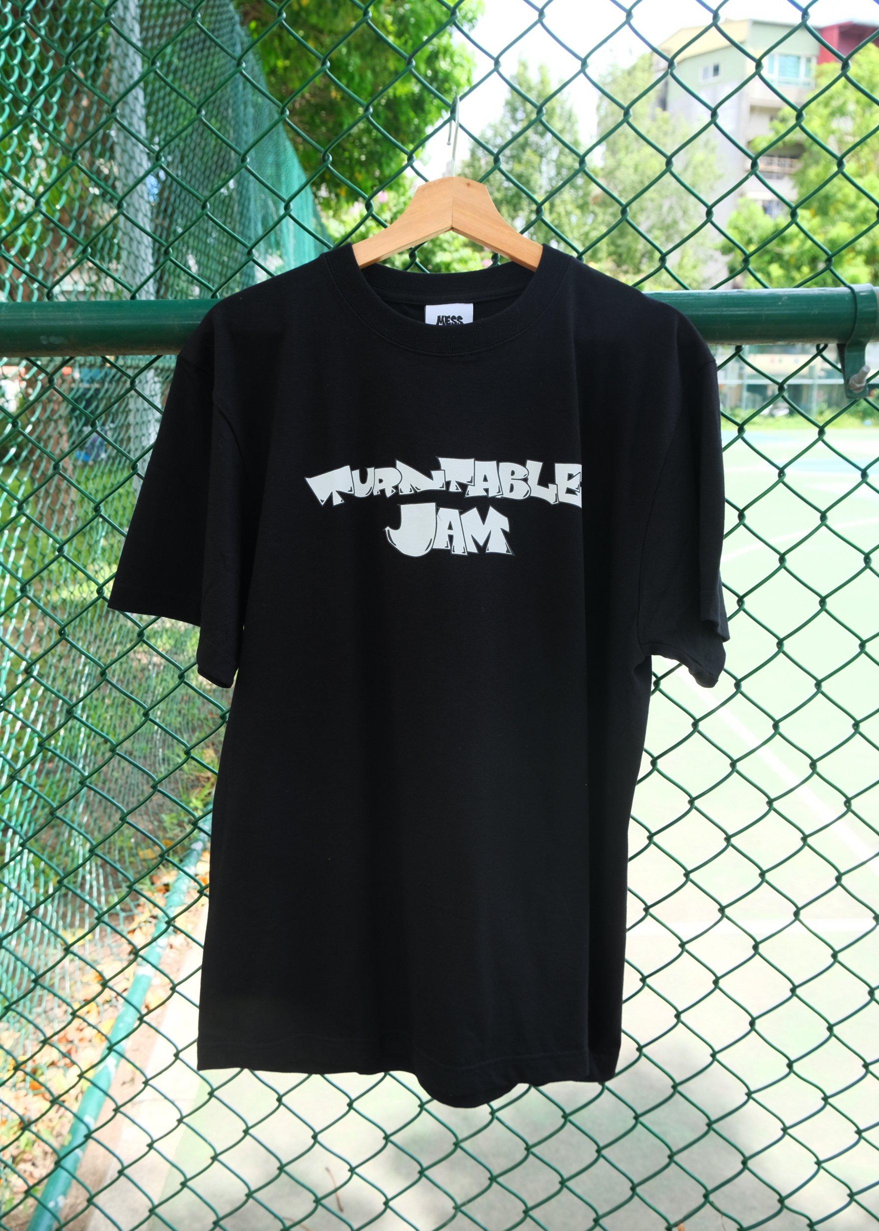 Mess-age x Turntable Jam 碟對碟 Tee / Black