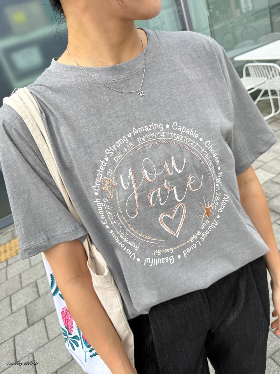 正韓you're愛心刺繡字母T