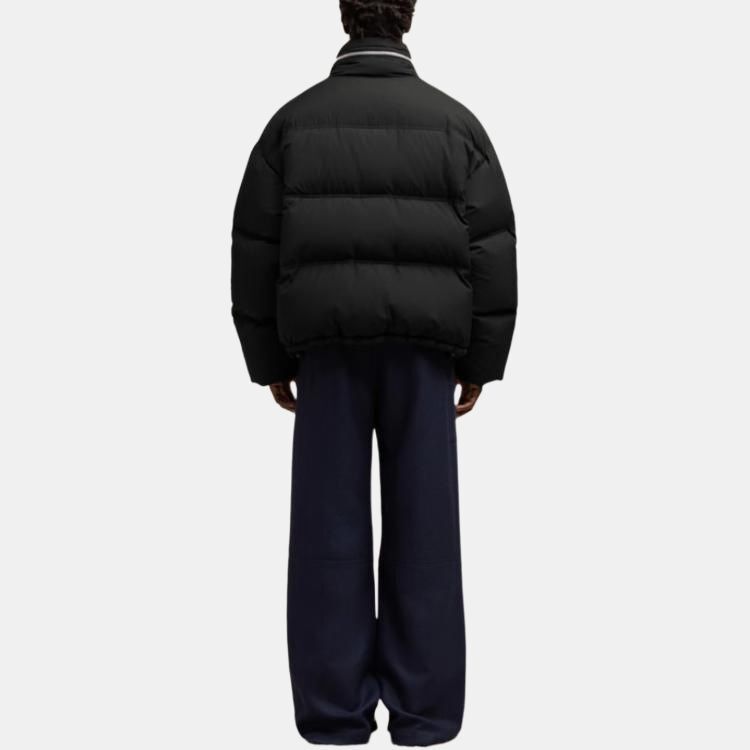 【代購】Ami Paris Ami De Coeur Quilted Puffer Jacket HJK403PA0009-001