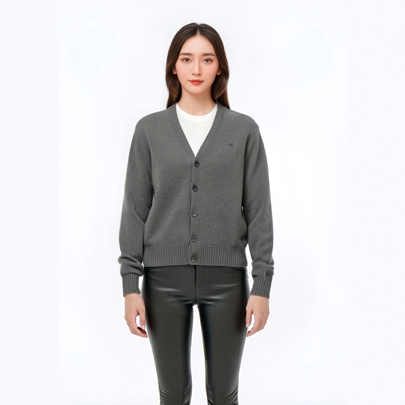 【代購】AMIPARIS Paris Logo Embroidered V Neck Cardigan HKC157005-052