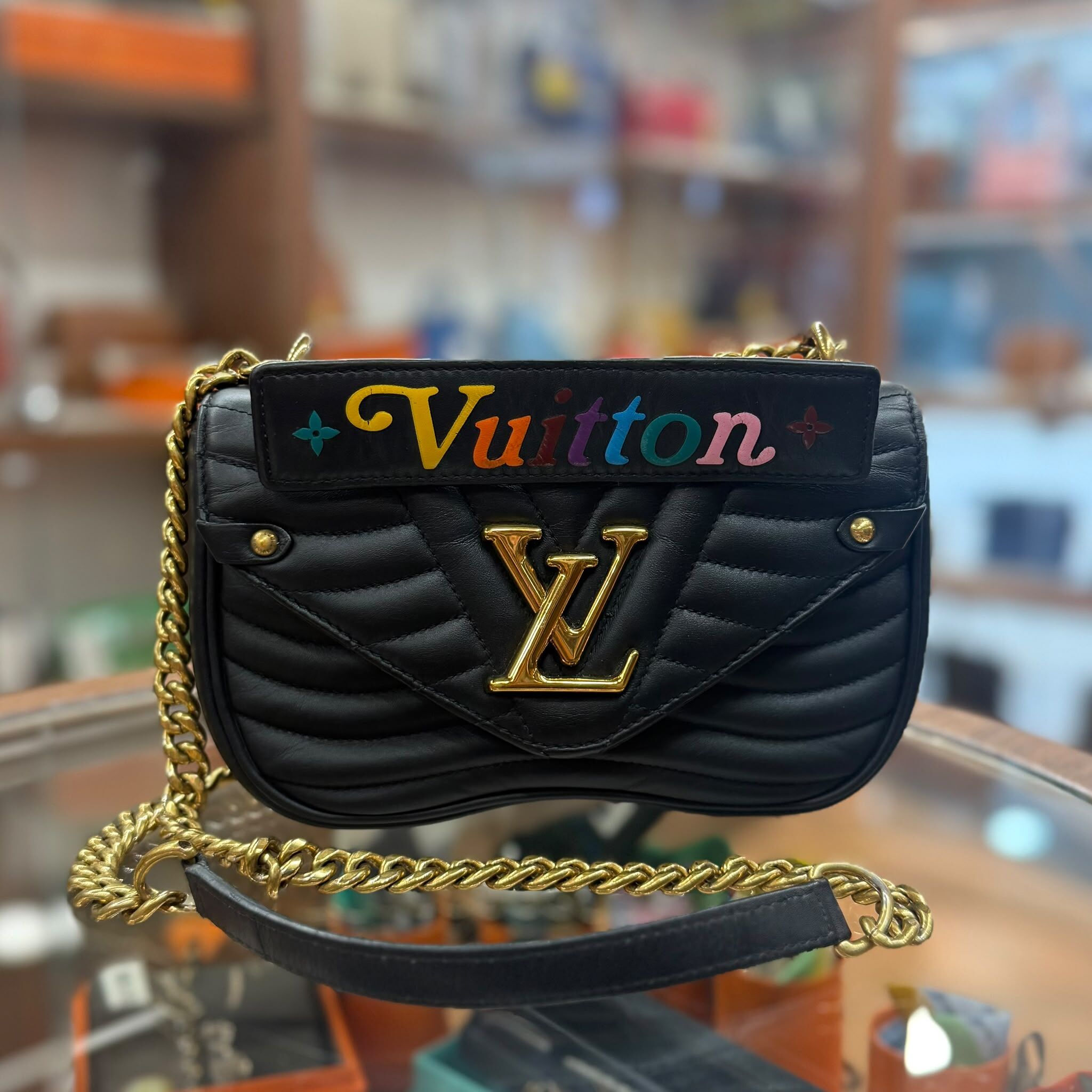 85%New Used  Lv New Wave Pm Black Calfskin 黑色牛皮 #路易威登屁股包 M51683 NZ3168