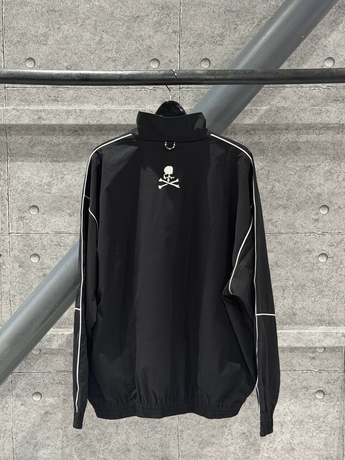 MMJ x New Era 反光滾邊 尼龍防潑水 風衣外套 Mastermind Japan