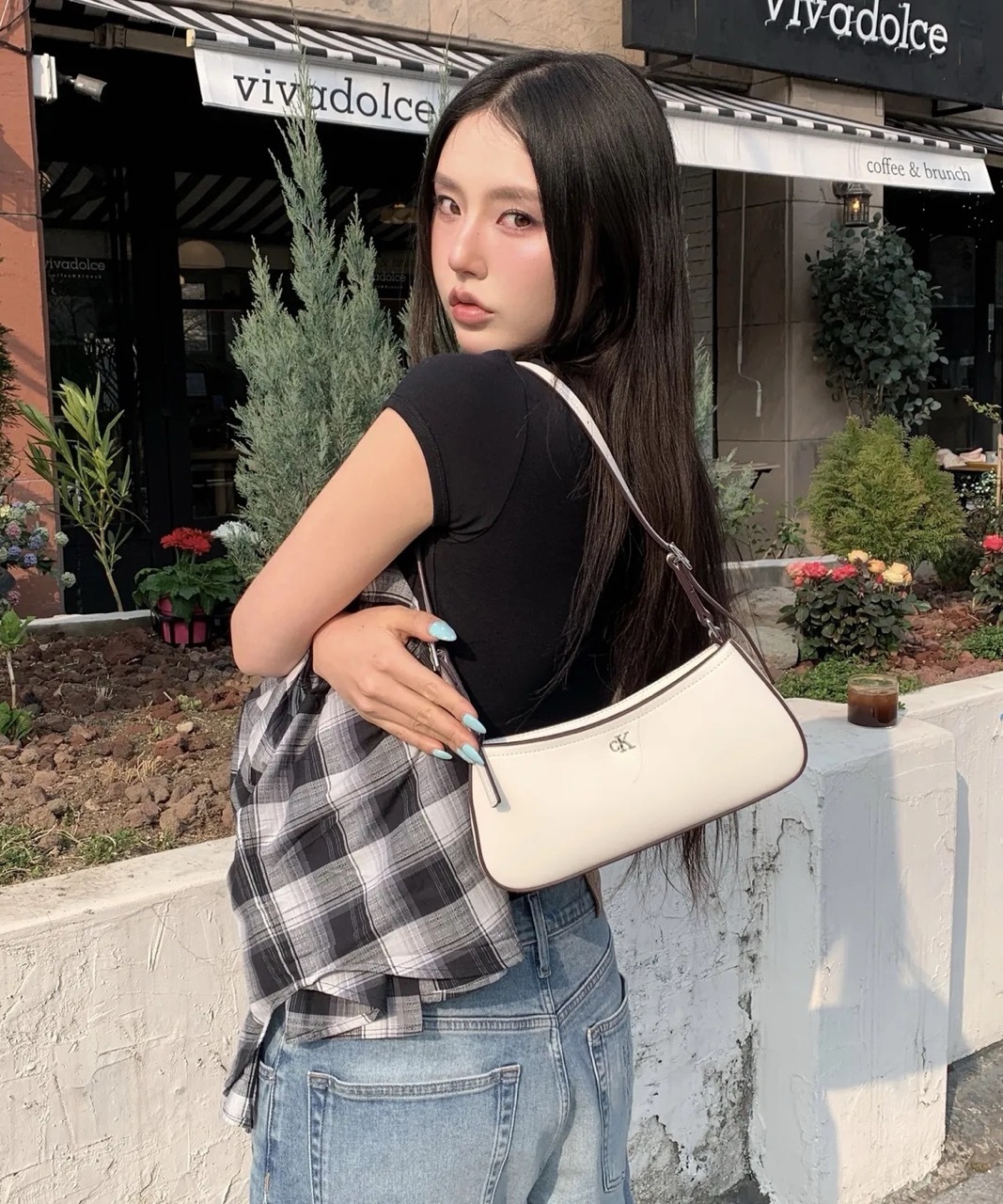 CALVIN KLEIN CK Monogram 標誌金屬件單肩包 手提包 腋下包 / 預購