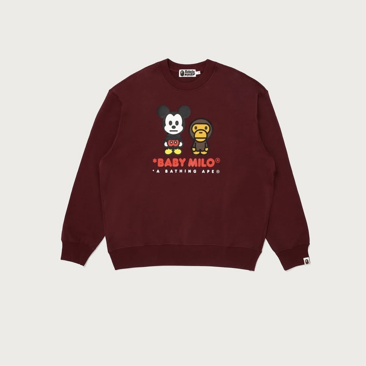 -(B2c04)-A BATHING APE BAPE X DISNEY MICKEY MOUSE BABY MILO RELAXED FIT CREWNECK 迪士尼聯名款 米奇 寬鬆版 男款 大學Ｔ 衛衣 黑色/灰色/紅色-2M73113901