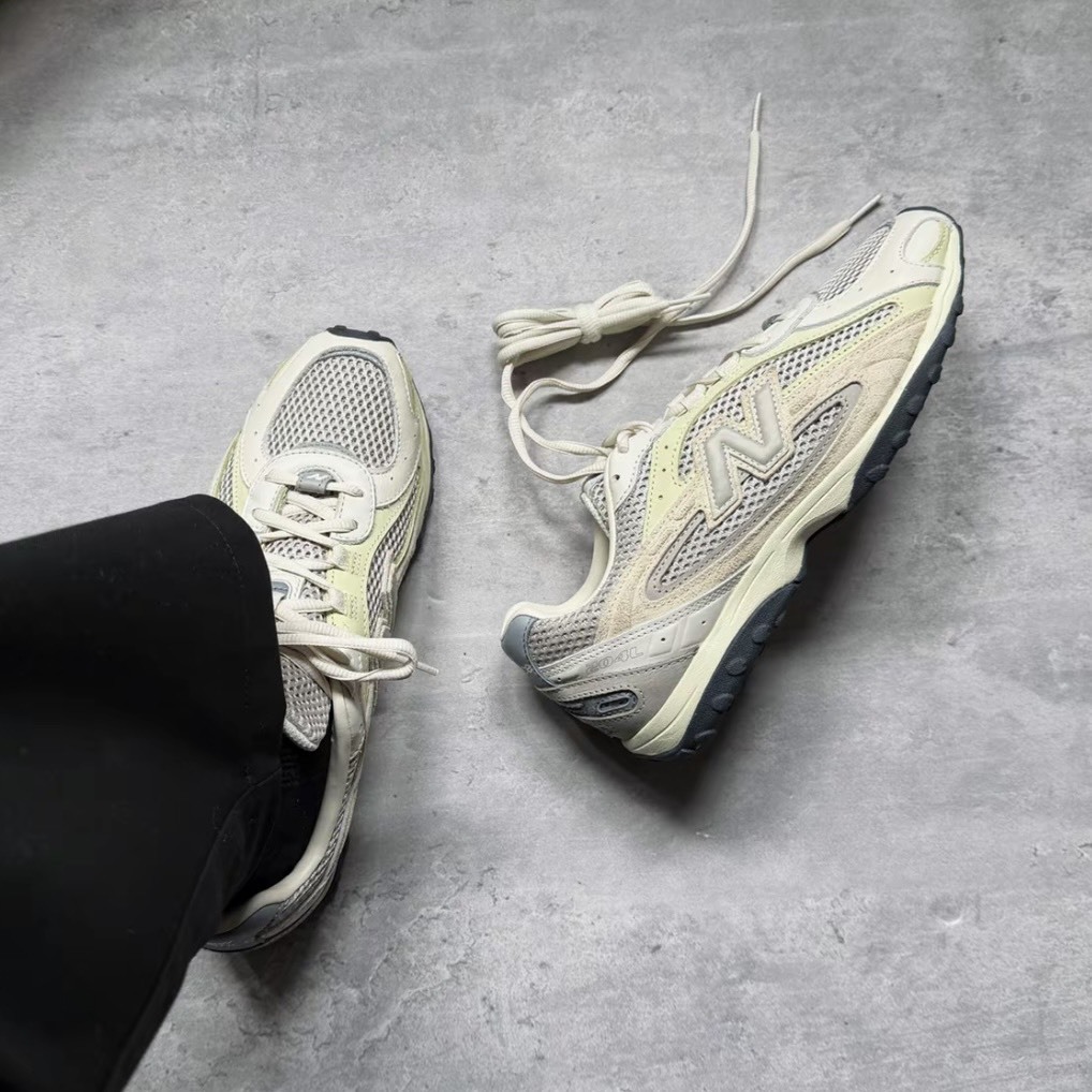 【代購】New Balance × AURALEE 204L 聯名復古休閒鞋 男女同款 米棕色