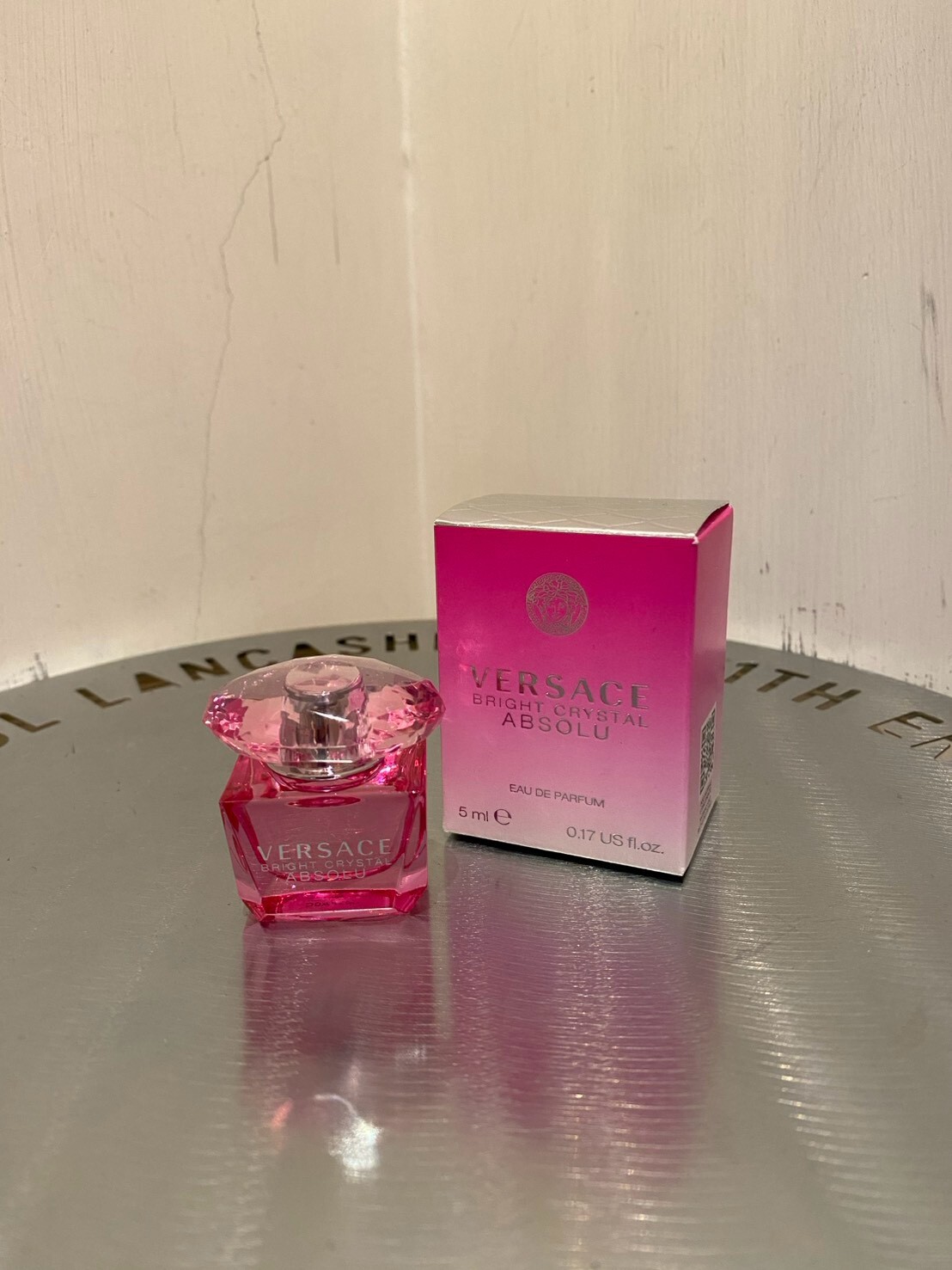 VERSACE 凡賽斯絕對 香戀水晶迷你淡香精 5ml