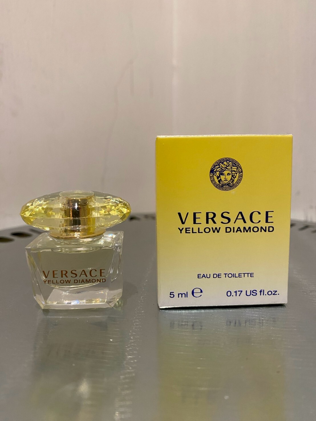 VERSACE 凡賽斯 香愛黃鑽迷你淡香水 5ml