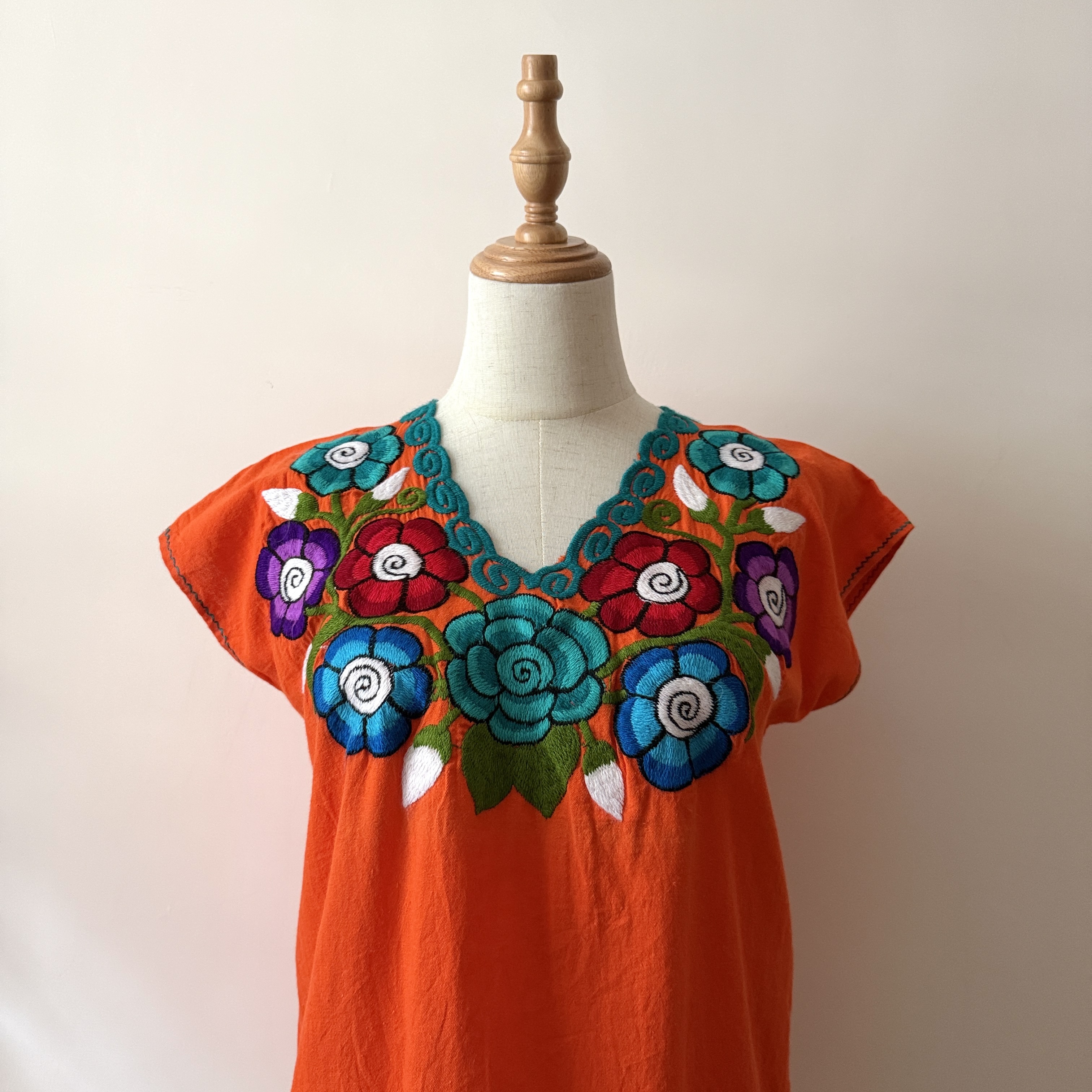 橙色墨西哥刺繡上衣