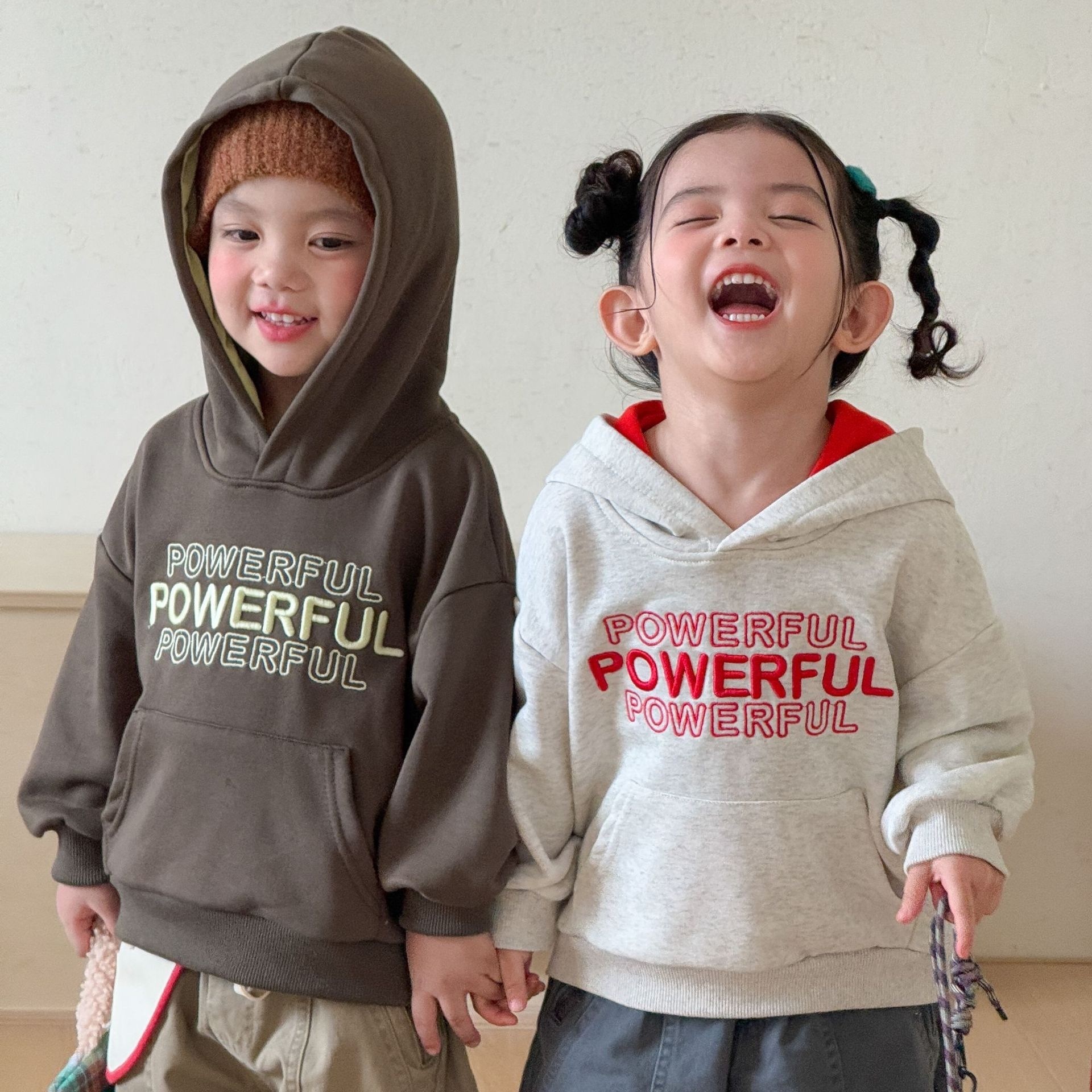 Powerful 撞色連帽上衣