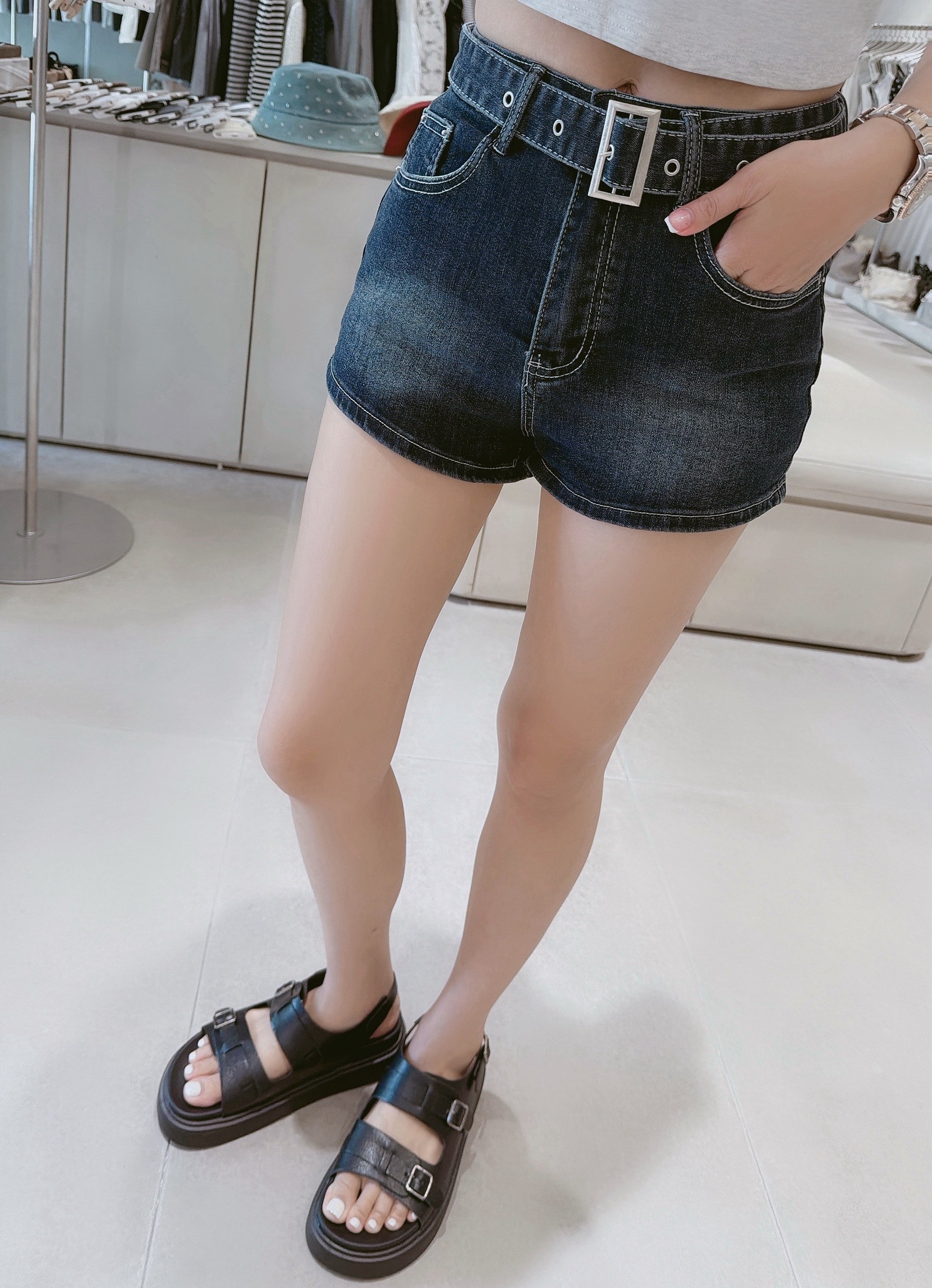 附腰帶刷色牛仔短褲 034淺藍 035復古藍