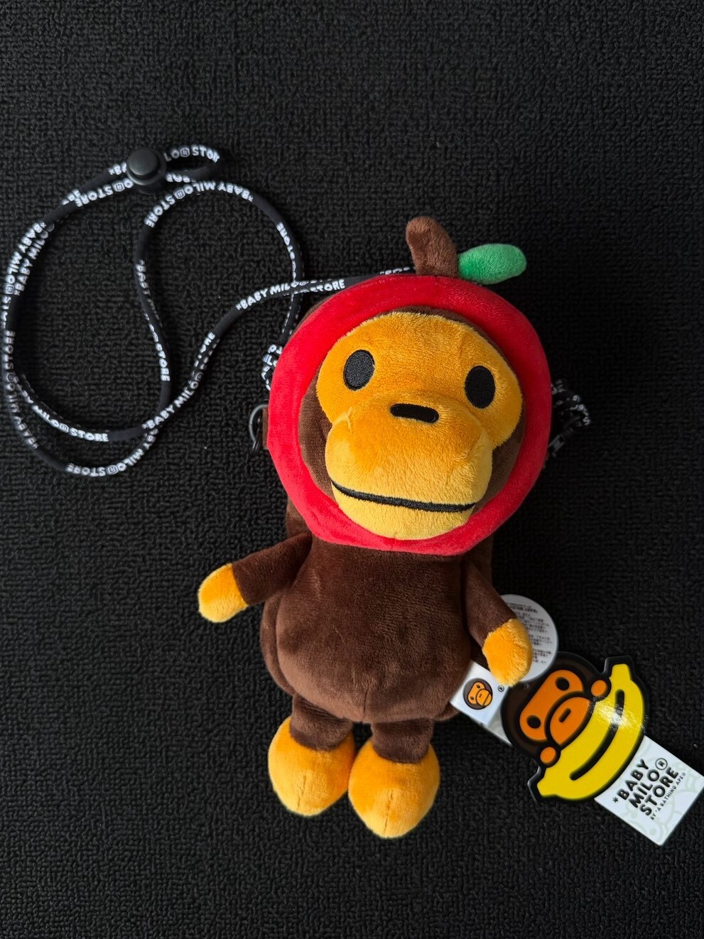 BAPE BABY MILO Apple-shaped headband and shoulder bag/phone pouch