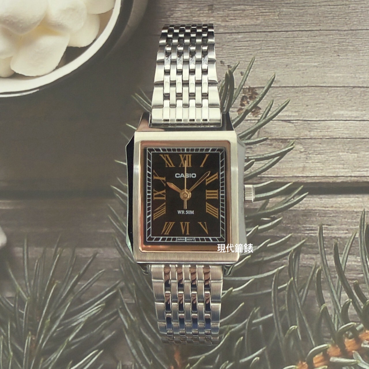 【CASIO 卡西歐】方形石英鋼帶女錶LTP-B190D-1B  23.5mm 現代鐘錶