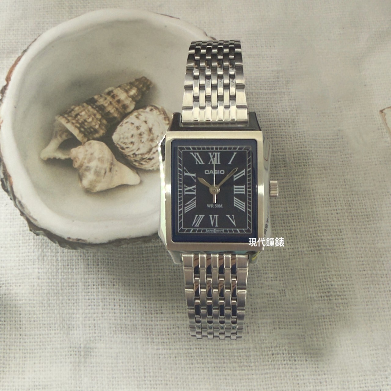 【CASIO 卡西歐】方形石英鋼帶女錶LTP-B190D-2B  23.5mm 現代鐘錶