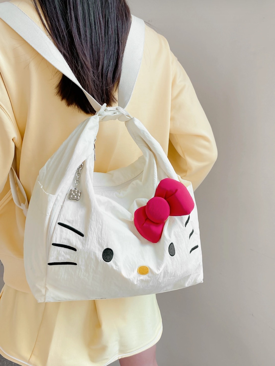 正版授權 TOUTOU X HELLO KITTY 蝴蝶結 大臉 雙肩 托特包 二色