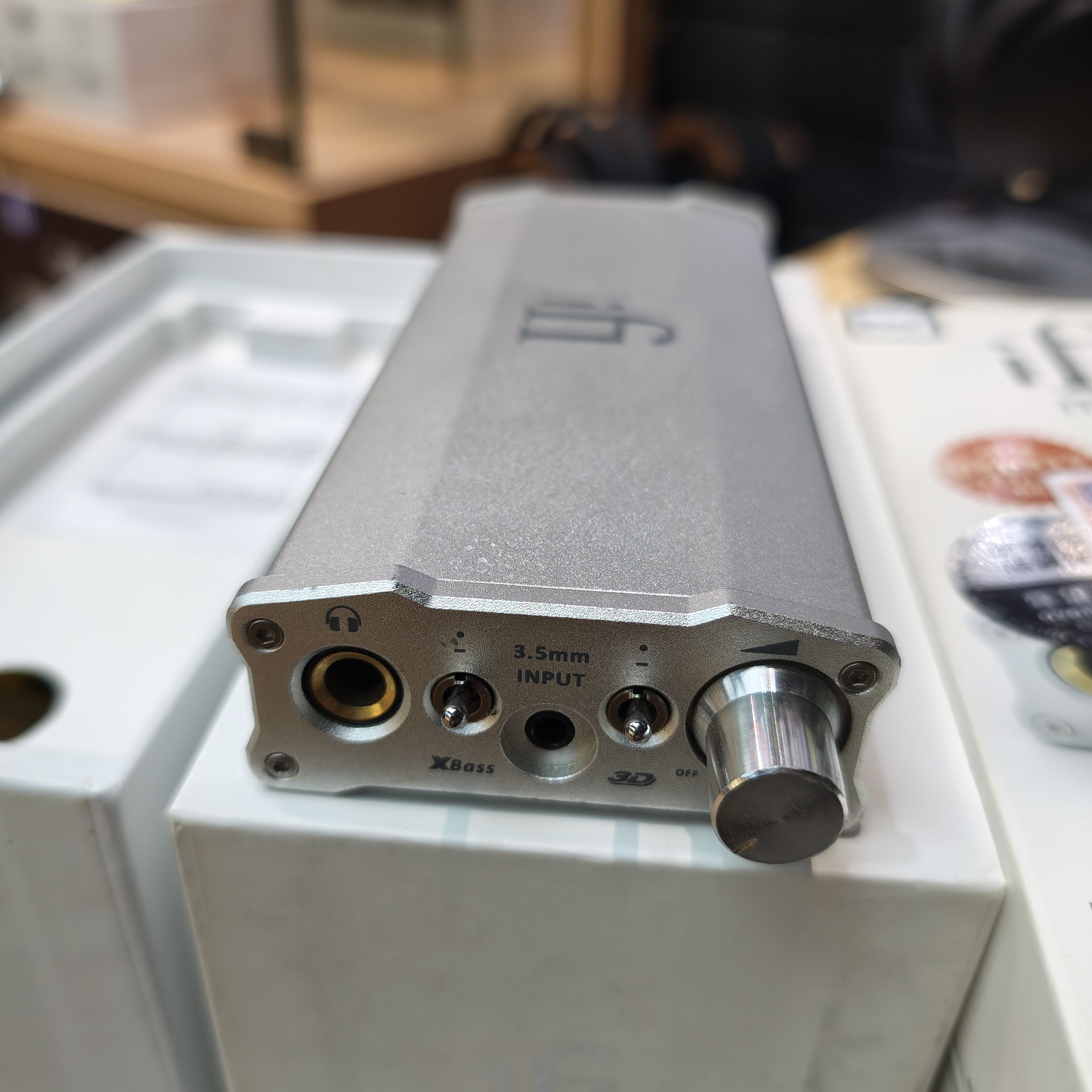 [DISPLAY] iFi Audio Micro iDSD DAC And Headphone Amplifier