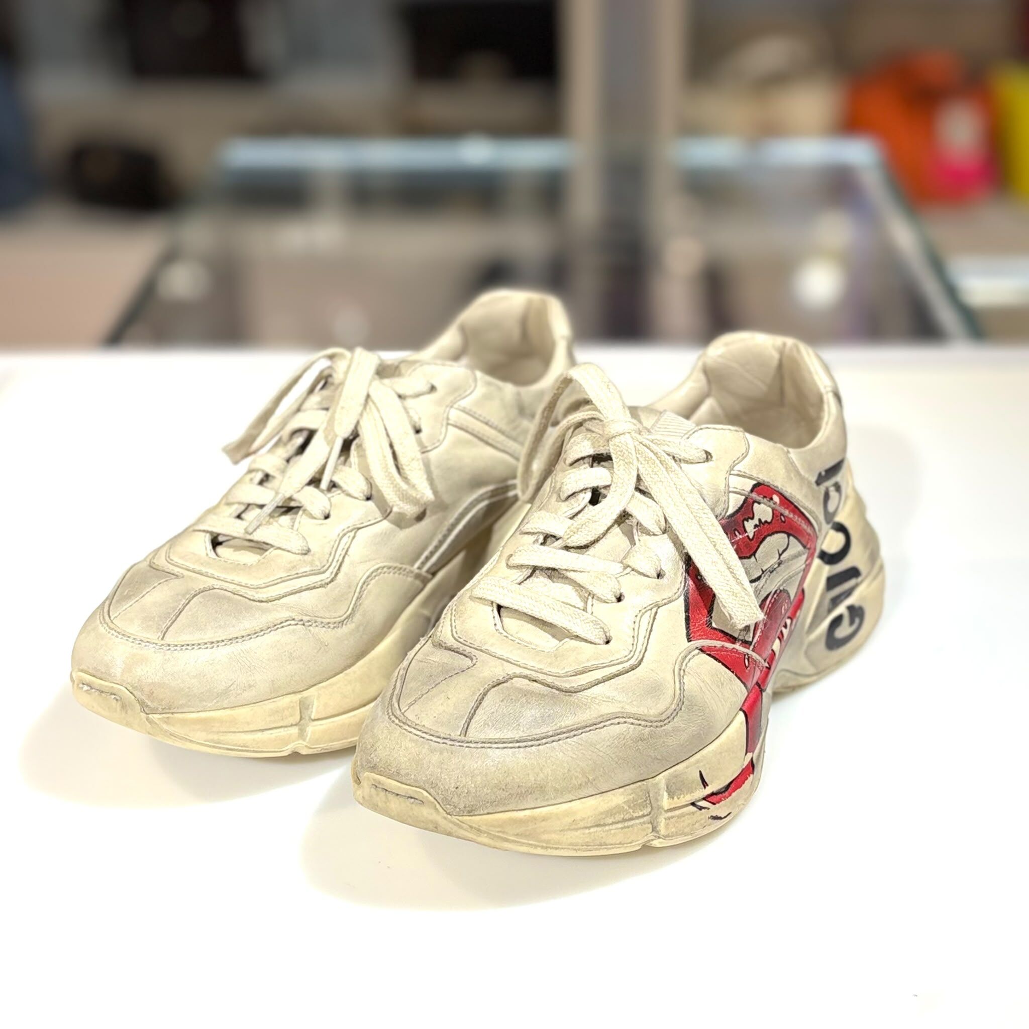 95%NEW二手GUCCI 波鞋 /老爹鞋 36.5碼  做舊紅唇牛皮 Calfskin Mouth Print Womens Rhyton Sneakers #香榭站正品