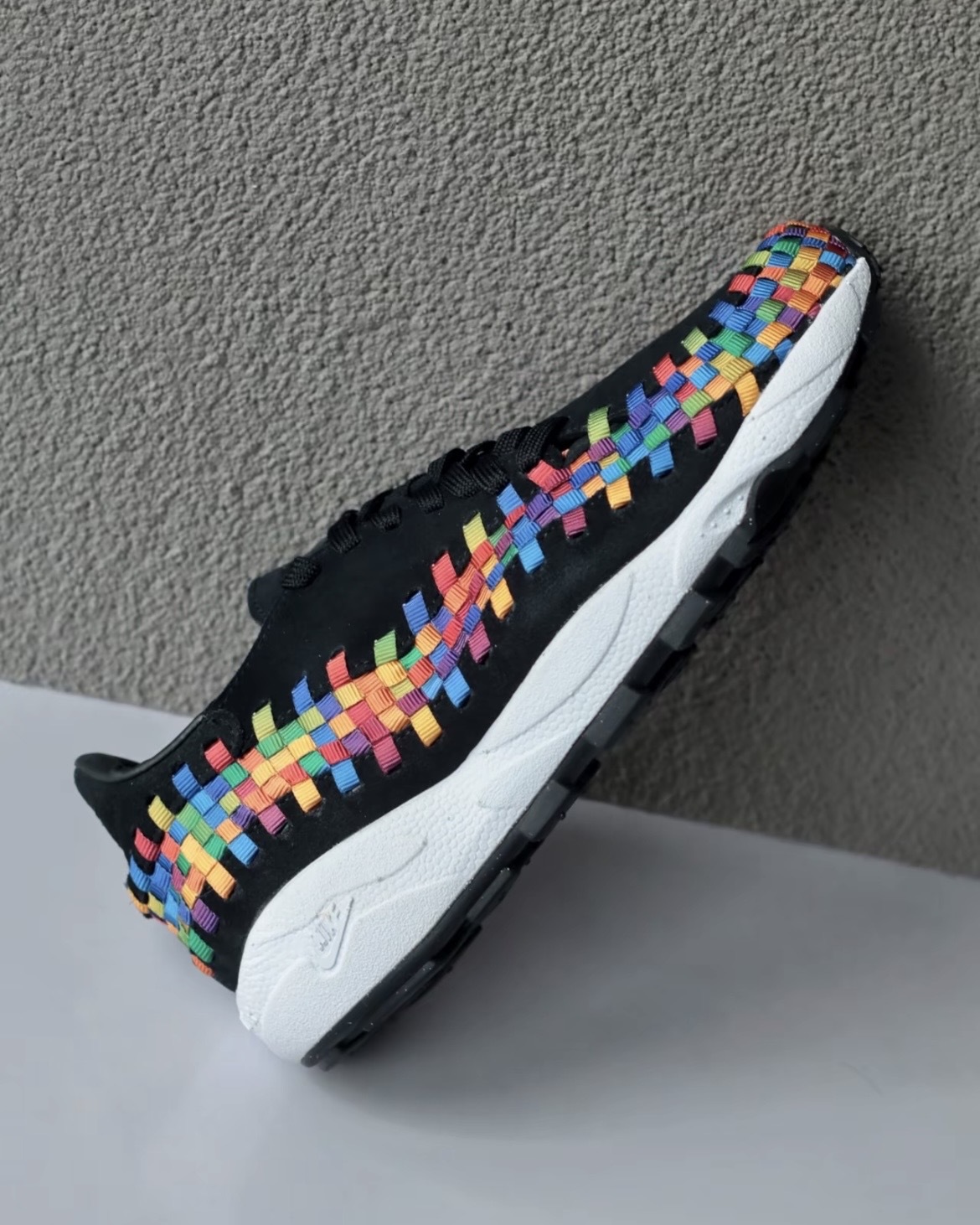 (預訂) Nike Air Footscape Woven PRM - Black Rainbow