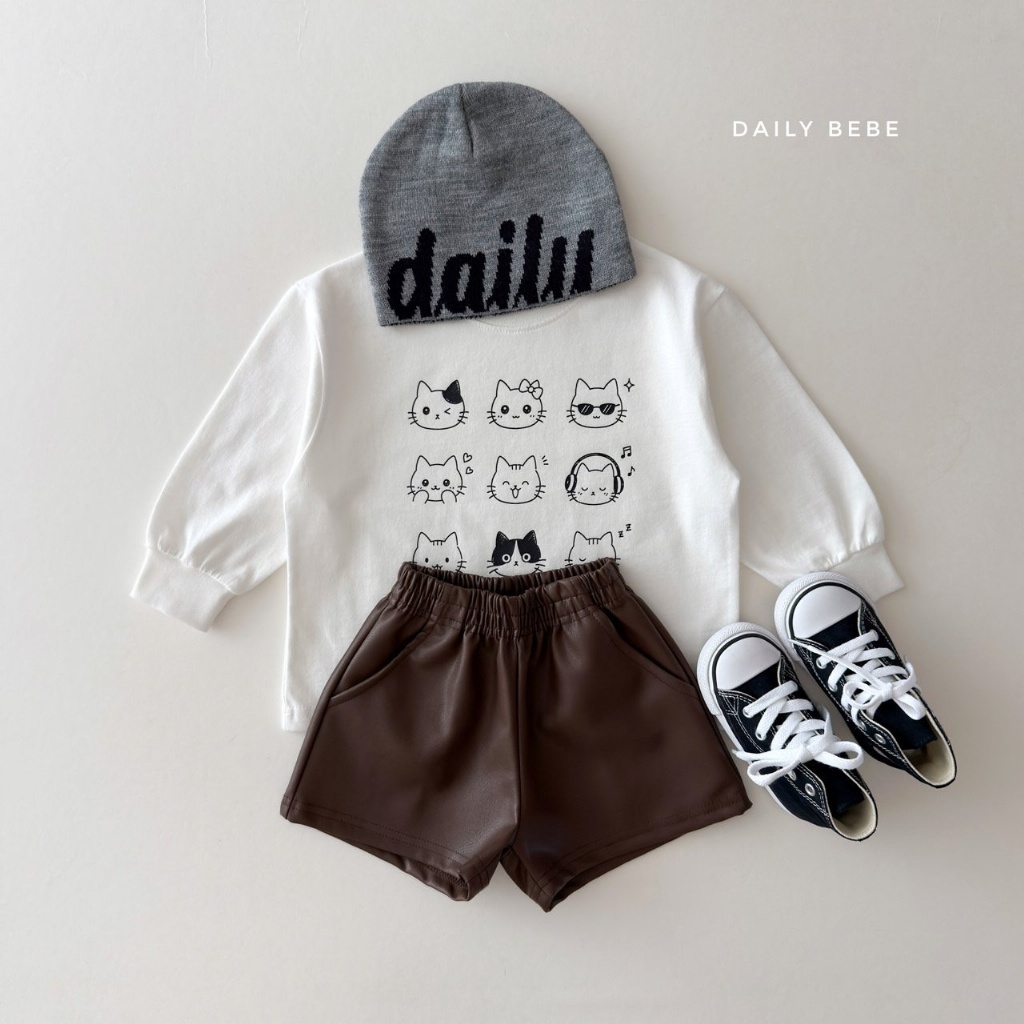 正韓秋Daily Bebe 兩色黑白貓貓上衣