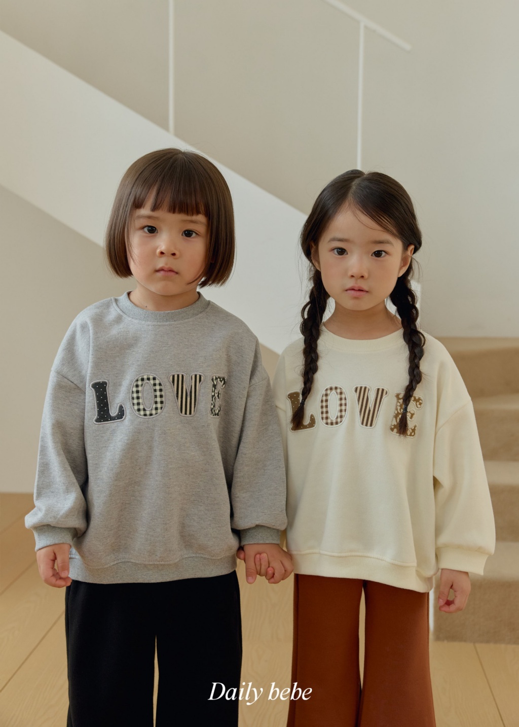 正韓秋Daily Bebe 兩色豹紋love大學上衣
