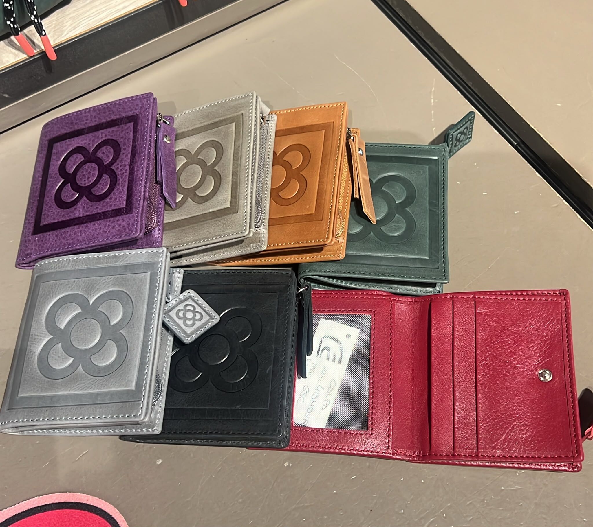 西班牙代購 413MOS Barcelona Barcelona square tile wallet SMALL  J款