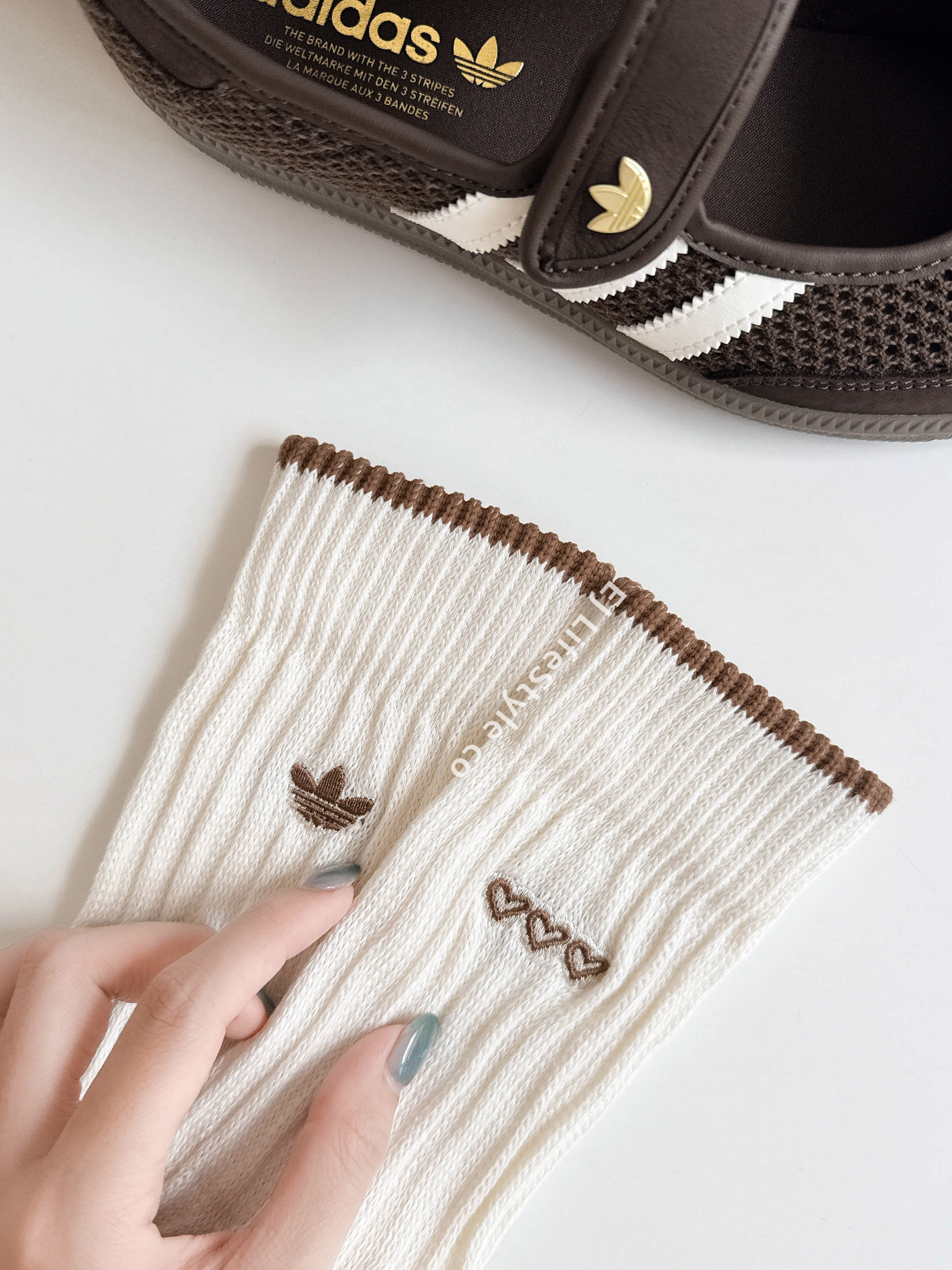 ADIDAS ORIGINALS 三葉草 刺繡愛心 奶油焦糖 堆堆襪 襪子 中筒襪 JX9051 / 現貨