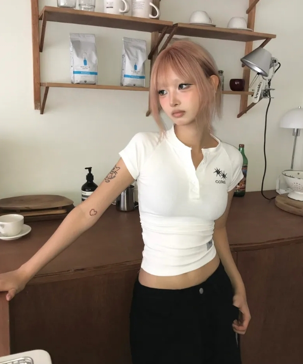 （現貨）韓牌 COIRIS MERIA 亨利領 插肩袖 修身 半袖 短T C-P00000JU