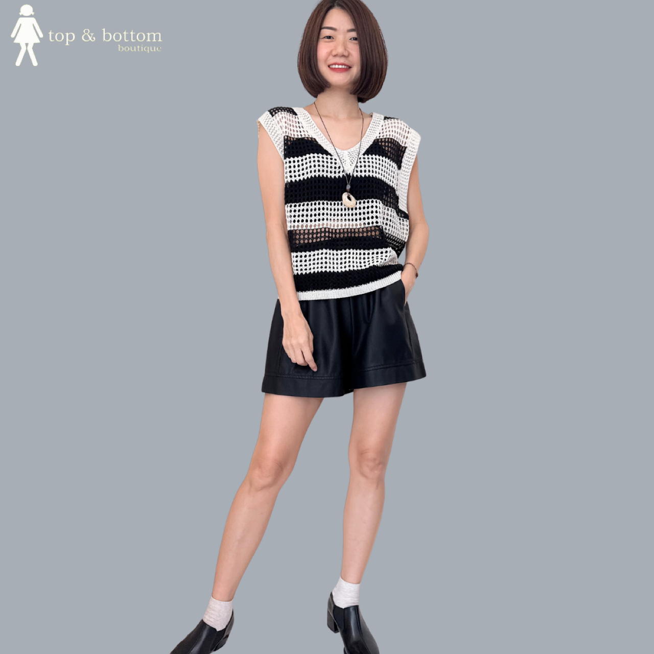ELASTIC WAISTED PU LEATHER SHORTS