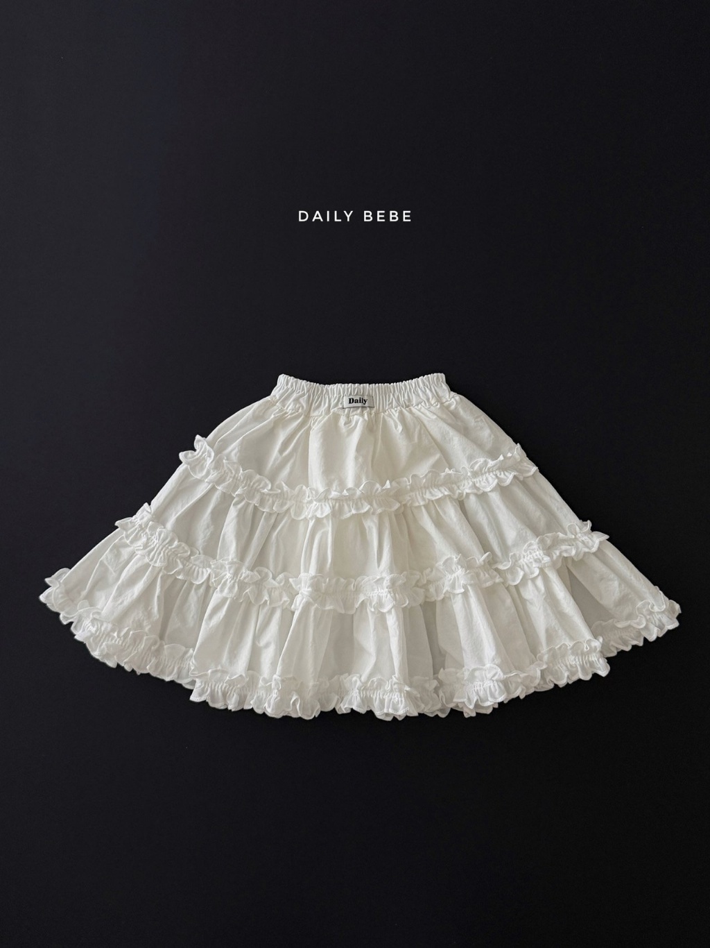 正韓秋Daily Bebe 翩翩起舞花瓣裙