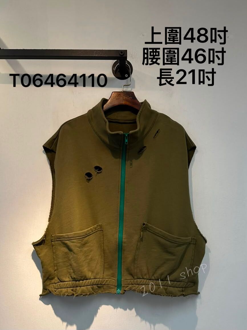 出口日本破洞拼色拉鍊外套  上圍48吋 腰圍46吋  長21吋  T06464110