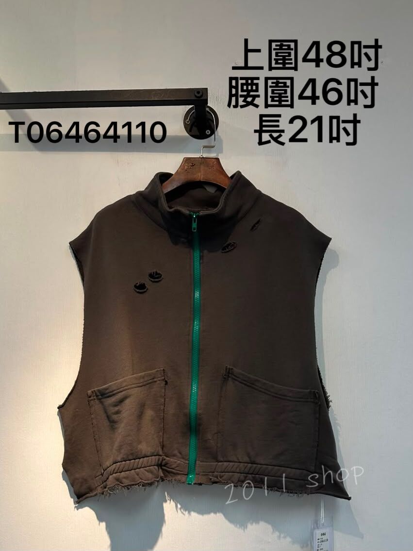 出口日本破洞拼色拉鍊外套  上圍48吋 腰圍46吋  長21吋  T06464110