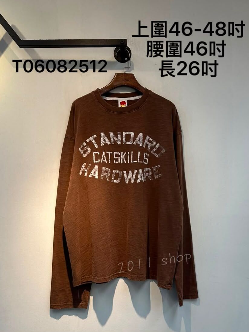 出口日本破洞領印刷字母TOP  上圍46-48吋 腰圍46吋  長26吋  T06082512