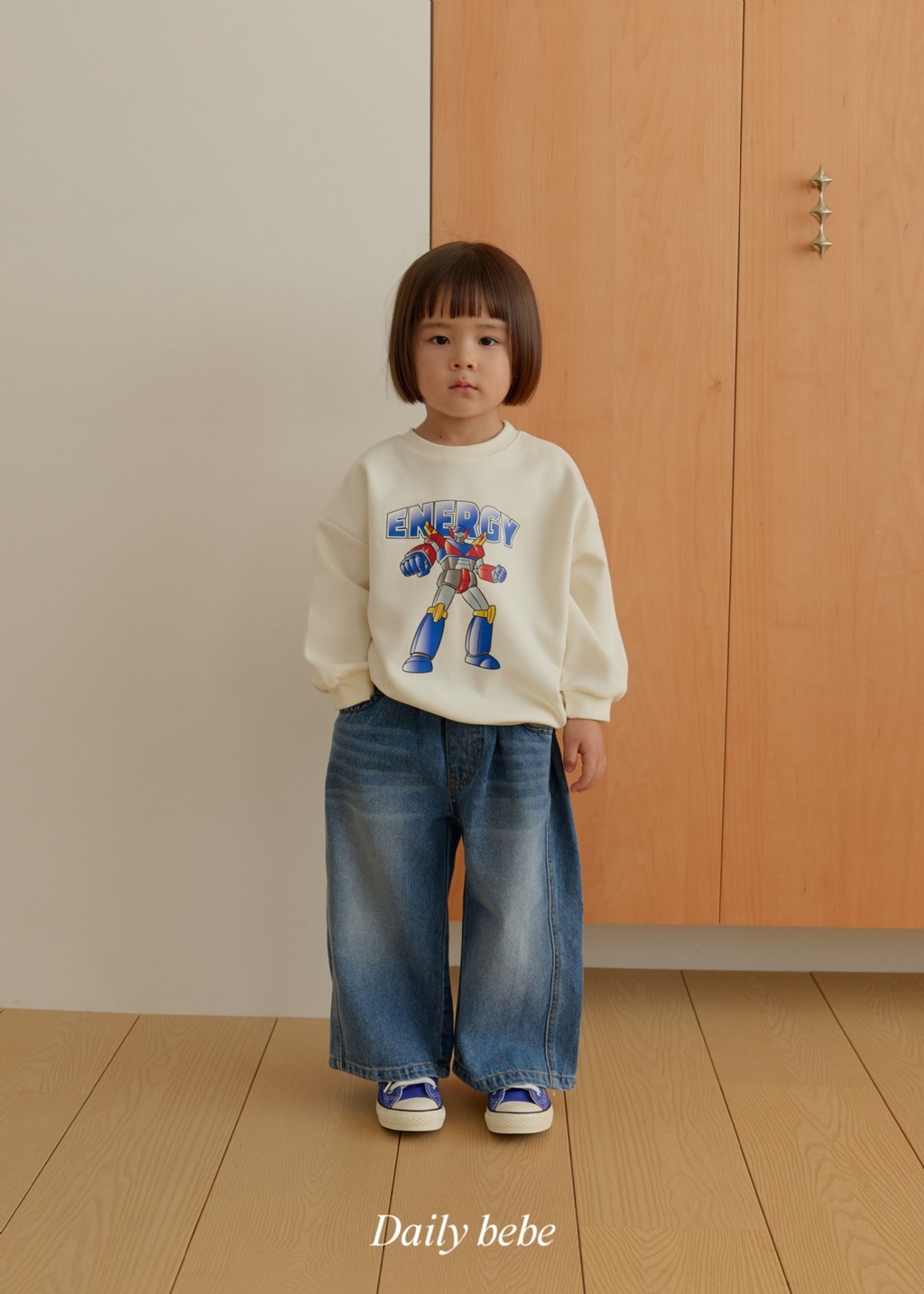 正韓秋Daily Bebe 兩色刷白牛仔直筒褲