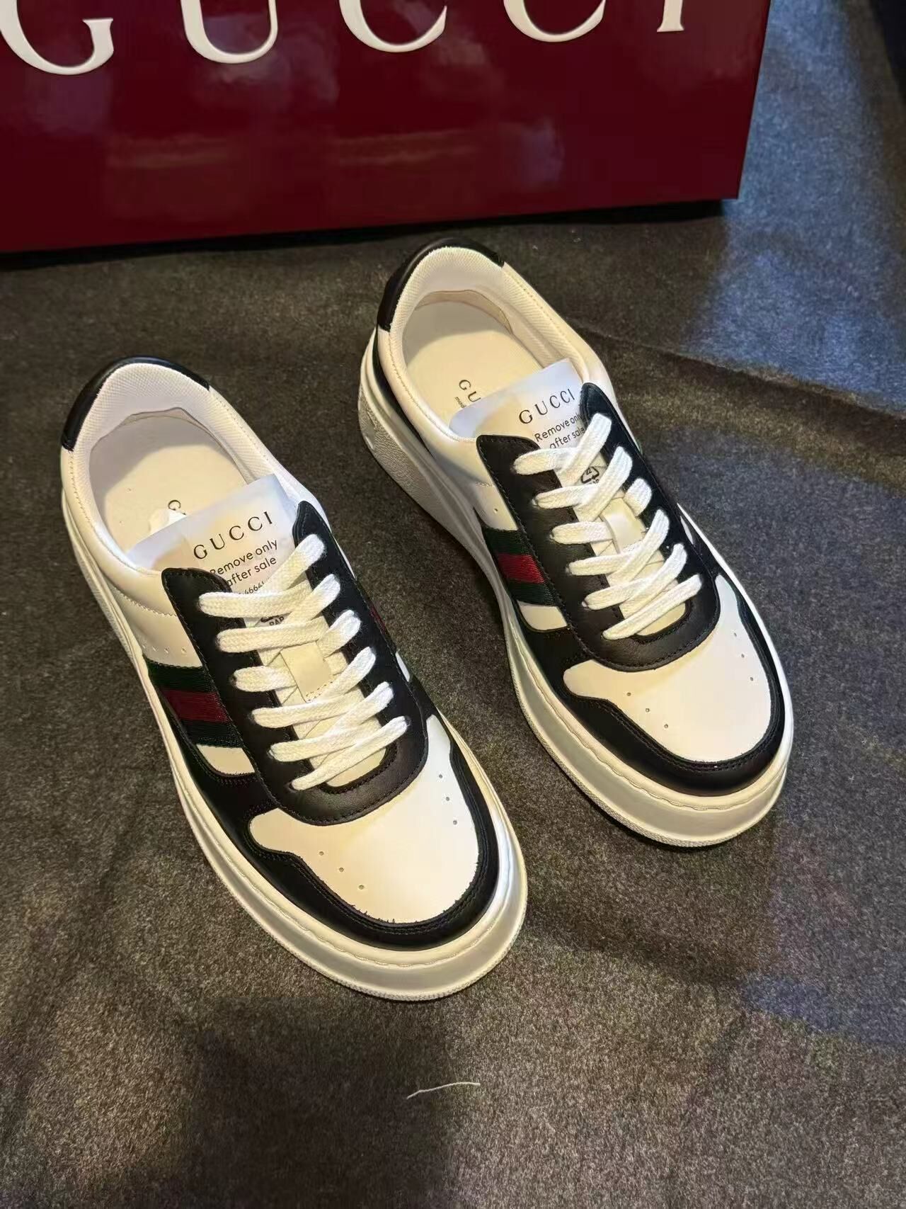 【預購】Gucci S082504 Chunky Web 復古皮革厚底增高運動鞋 (黑白撞色款)