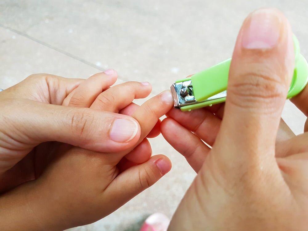 足健康專家告訴你:有一部分的嵌甲是太過認真剪指甲造成的
