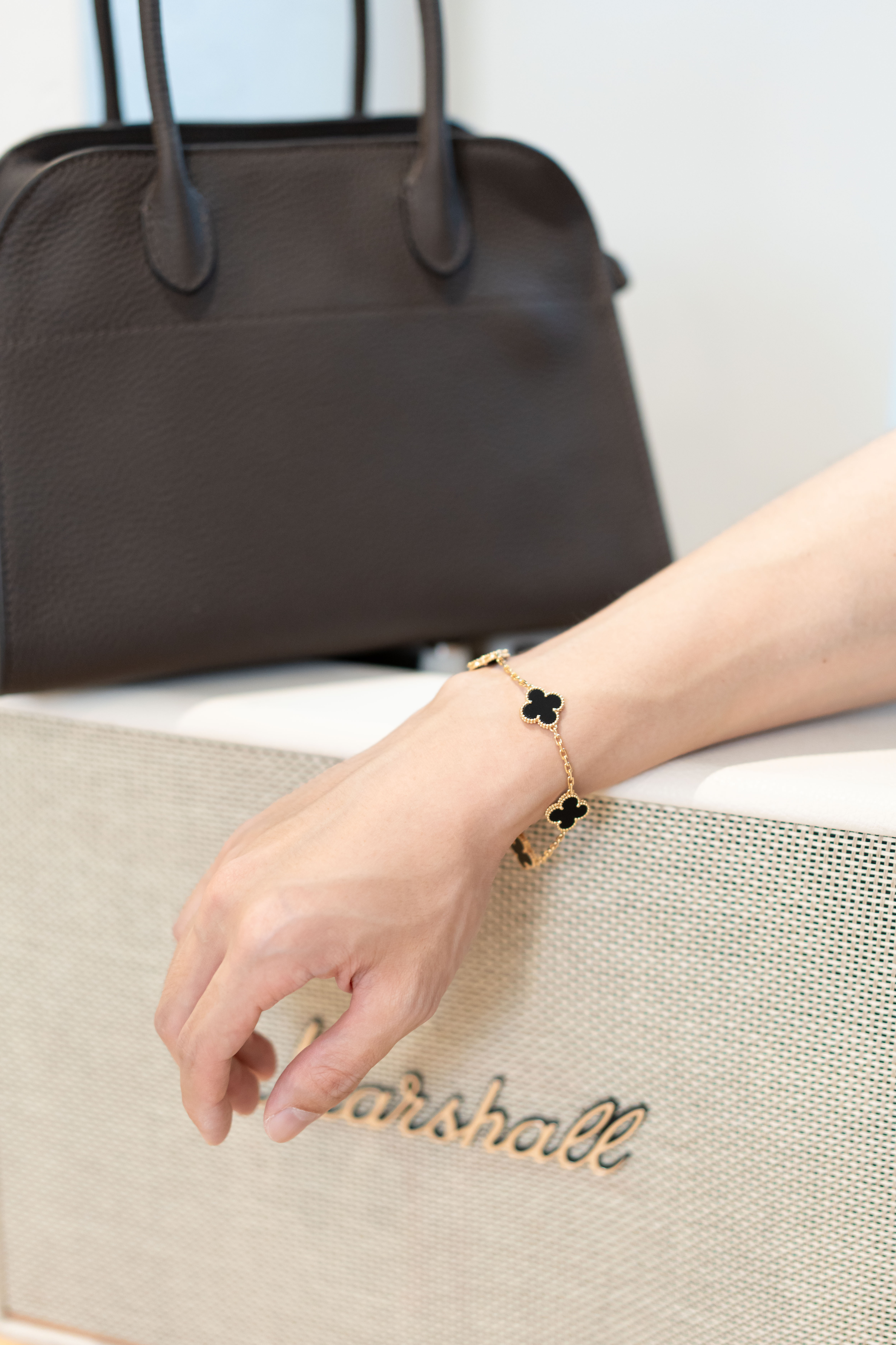 Van Cleef & arpels Vca Alhambra bracelet 黑色縞瑪瑙五花四葉草手鍊
