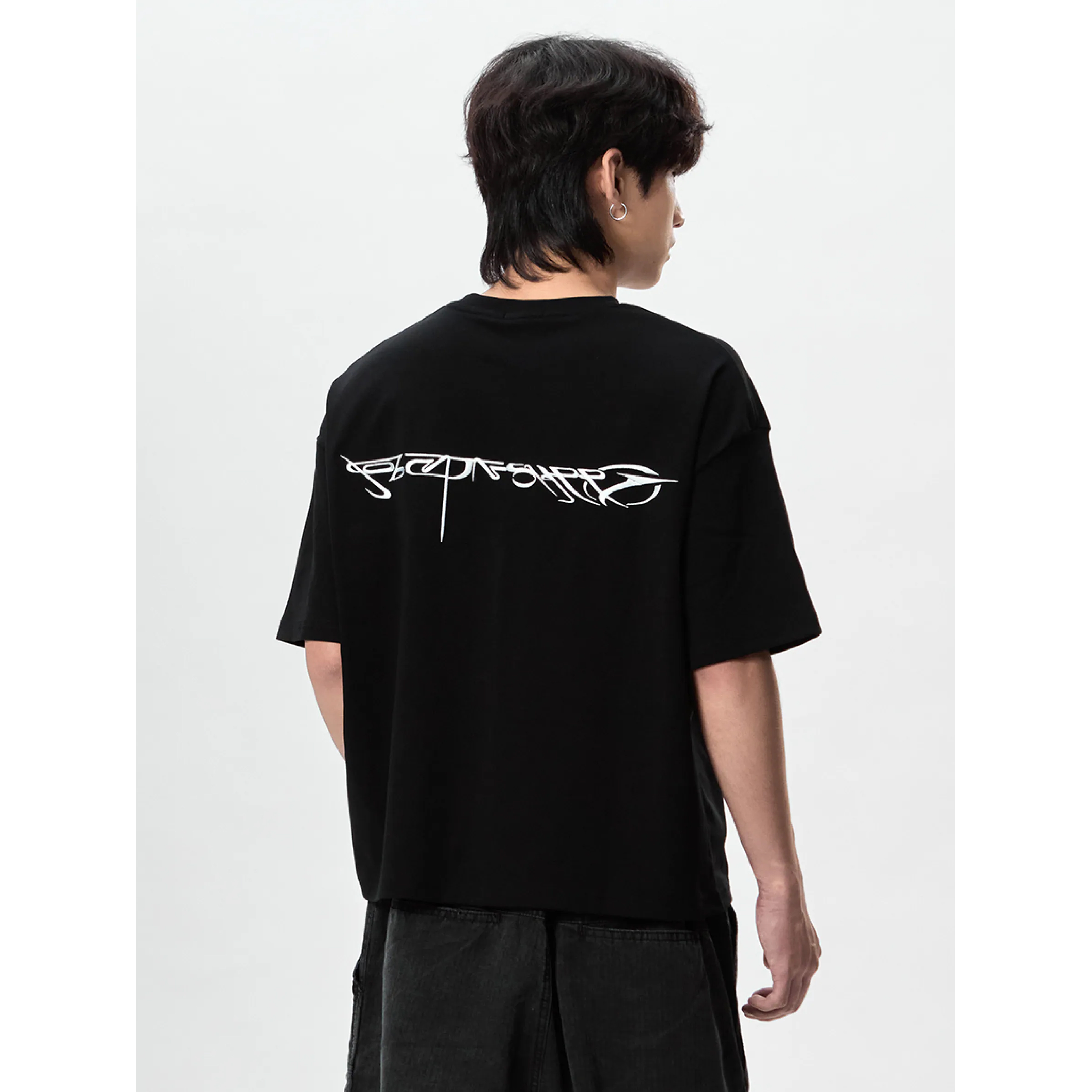 JOBDATASHEET Gray Unique Graphic Embroidered Tee [D43]