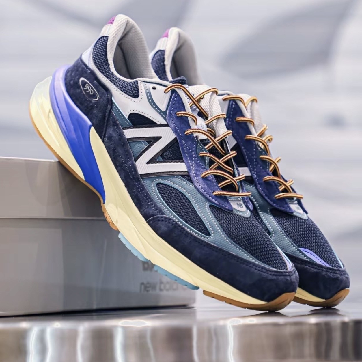 NEW BALANCE X ACTION BRONSON 990V6 青金石藍 麂皮 網眼拼接 休閒 運動 M990AC6