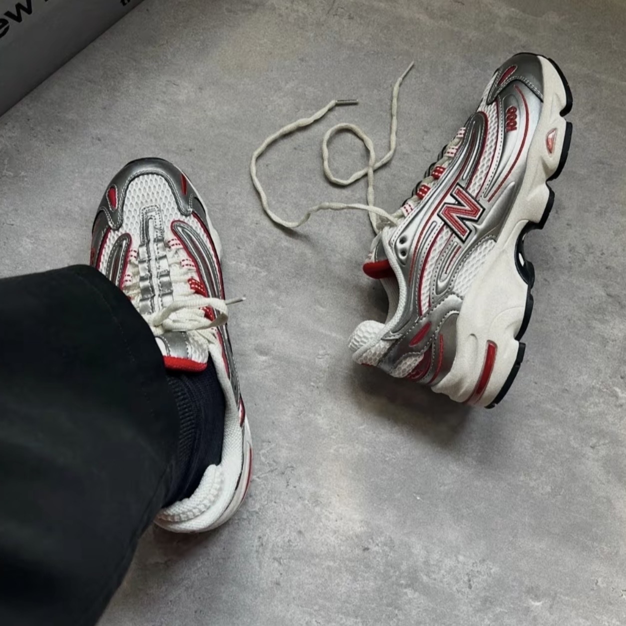 NEW BALANCE X THISISNEVERTHAT 1000 金屬銀紅 休閒 運動 M1000TI