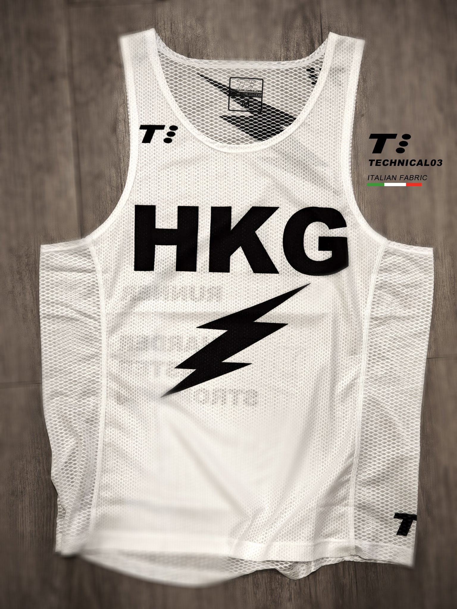 T3 Run Singlet HKG White