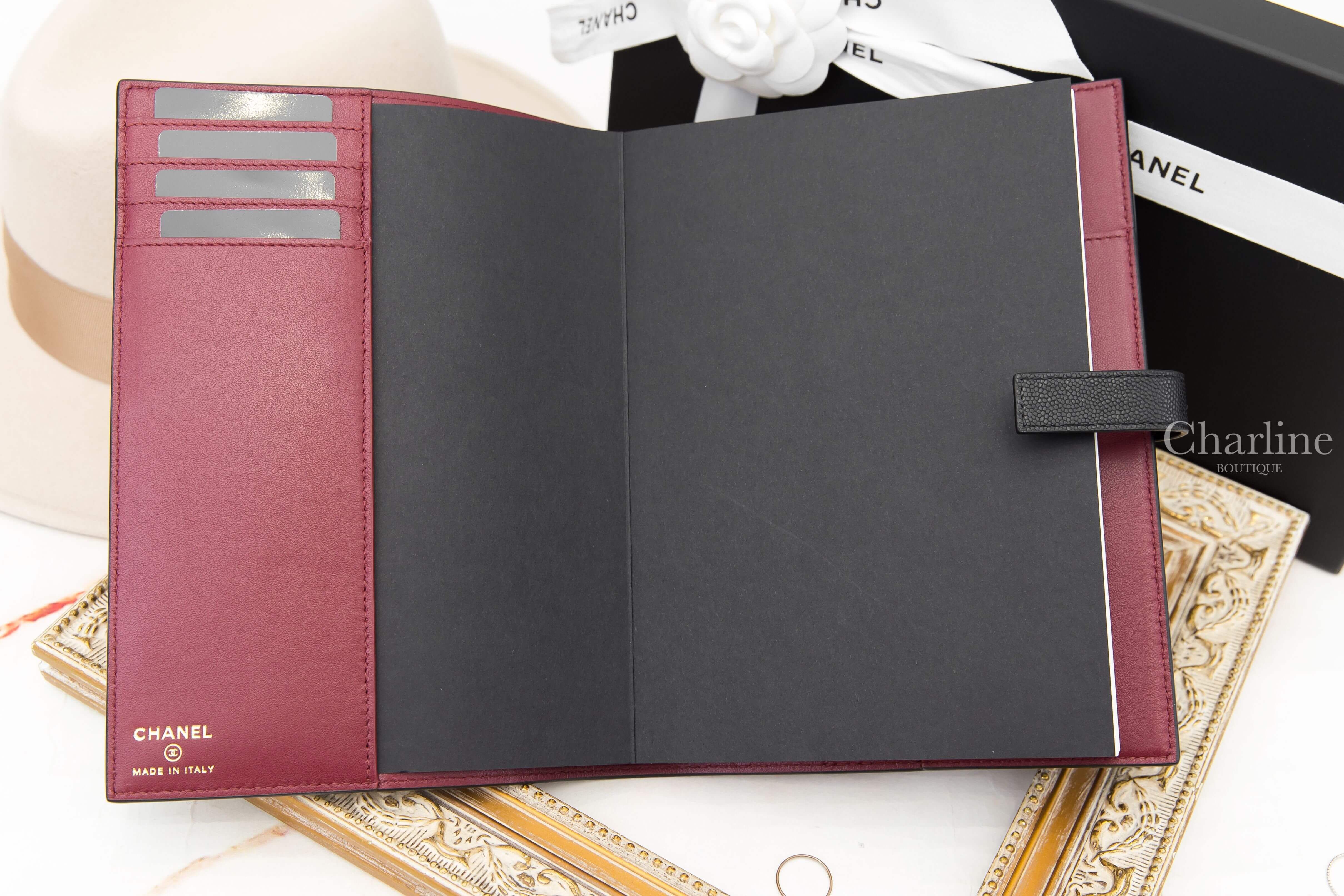 Chanel Notebook 黑色金CC荔枝菱格紋酒紅色內裡含內頁扣式筆記本-Charline Boutique 精品代購
