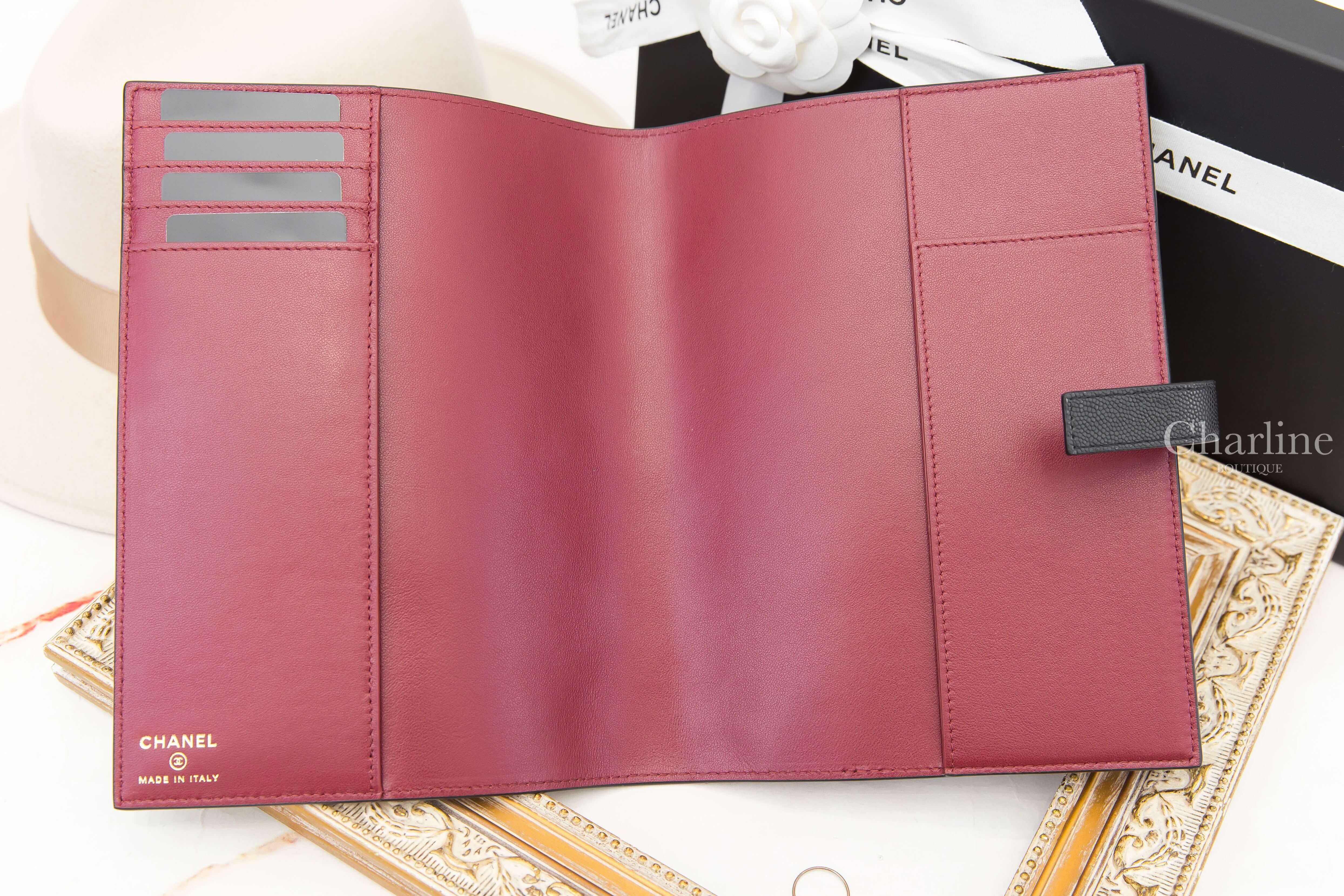 Chanel Notebook 黑色金CC荔枝菱格紋酒紅色內裡含內頁扣式筆記本-Charline Boutique 精品代購