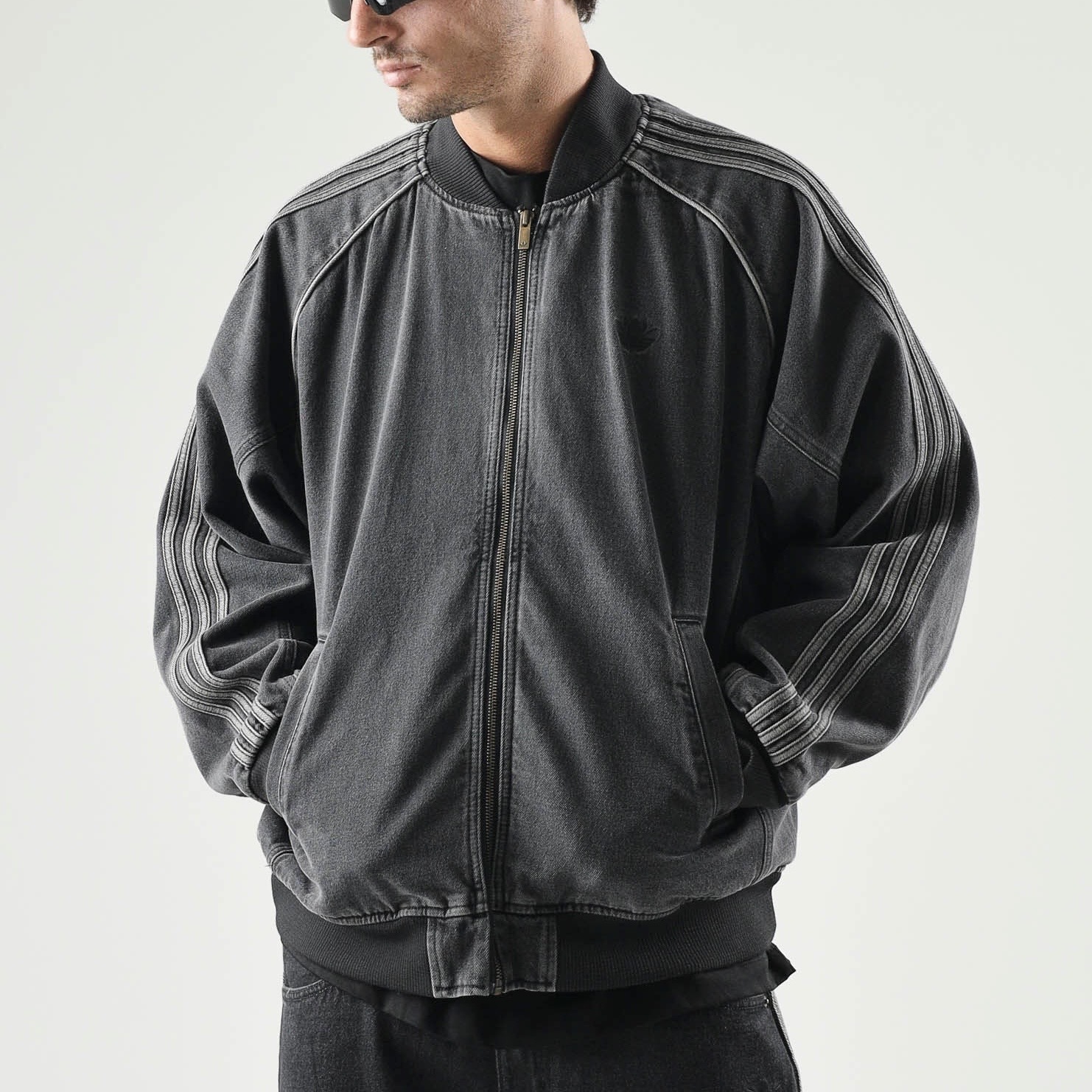 ADIDAS ORIGINALS 水洗黑 外套 哥德字體 單寧 休閒 寬鬆  IB6948