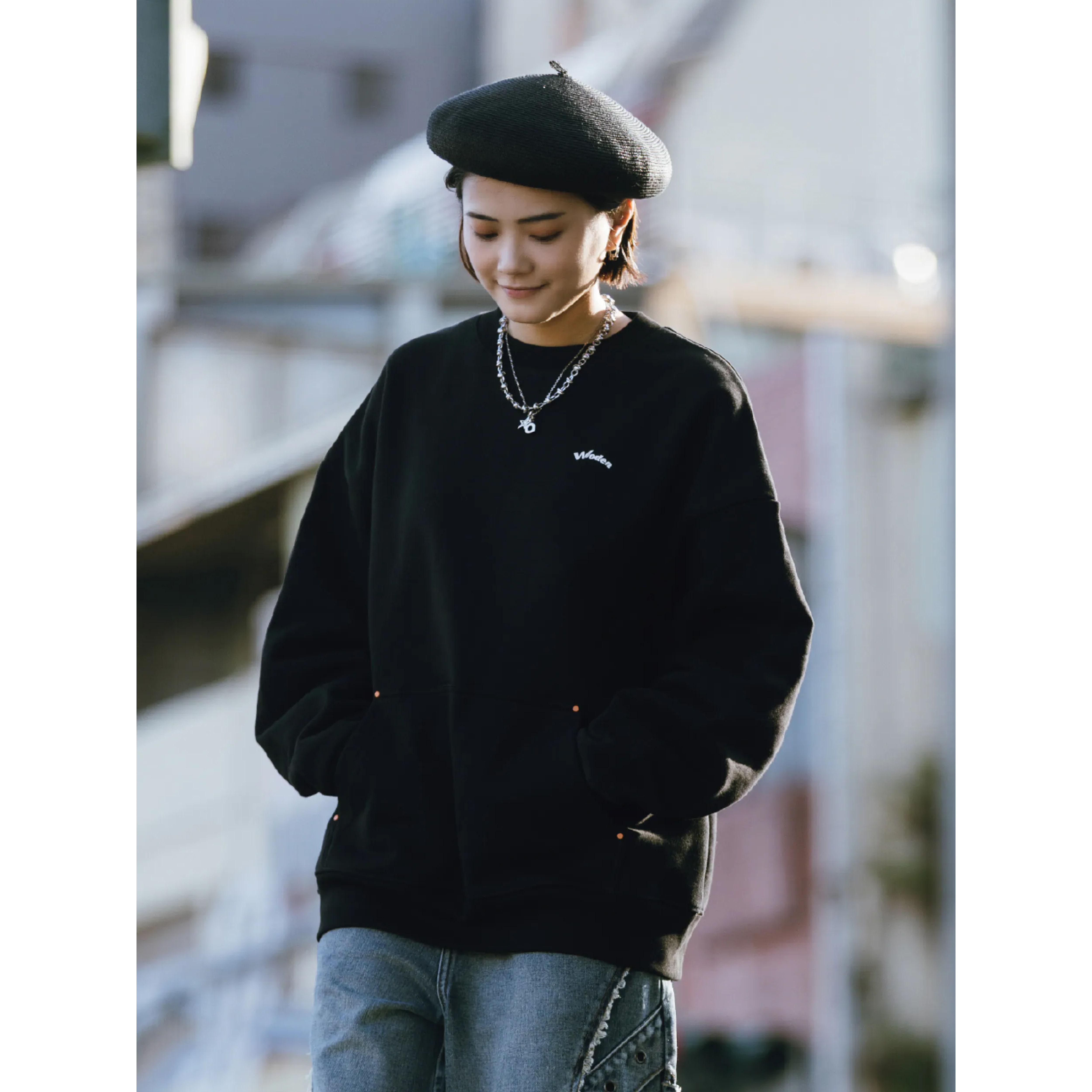WODEN® Earth Sewatshirt 地球圖像大學Tee