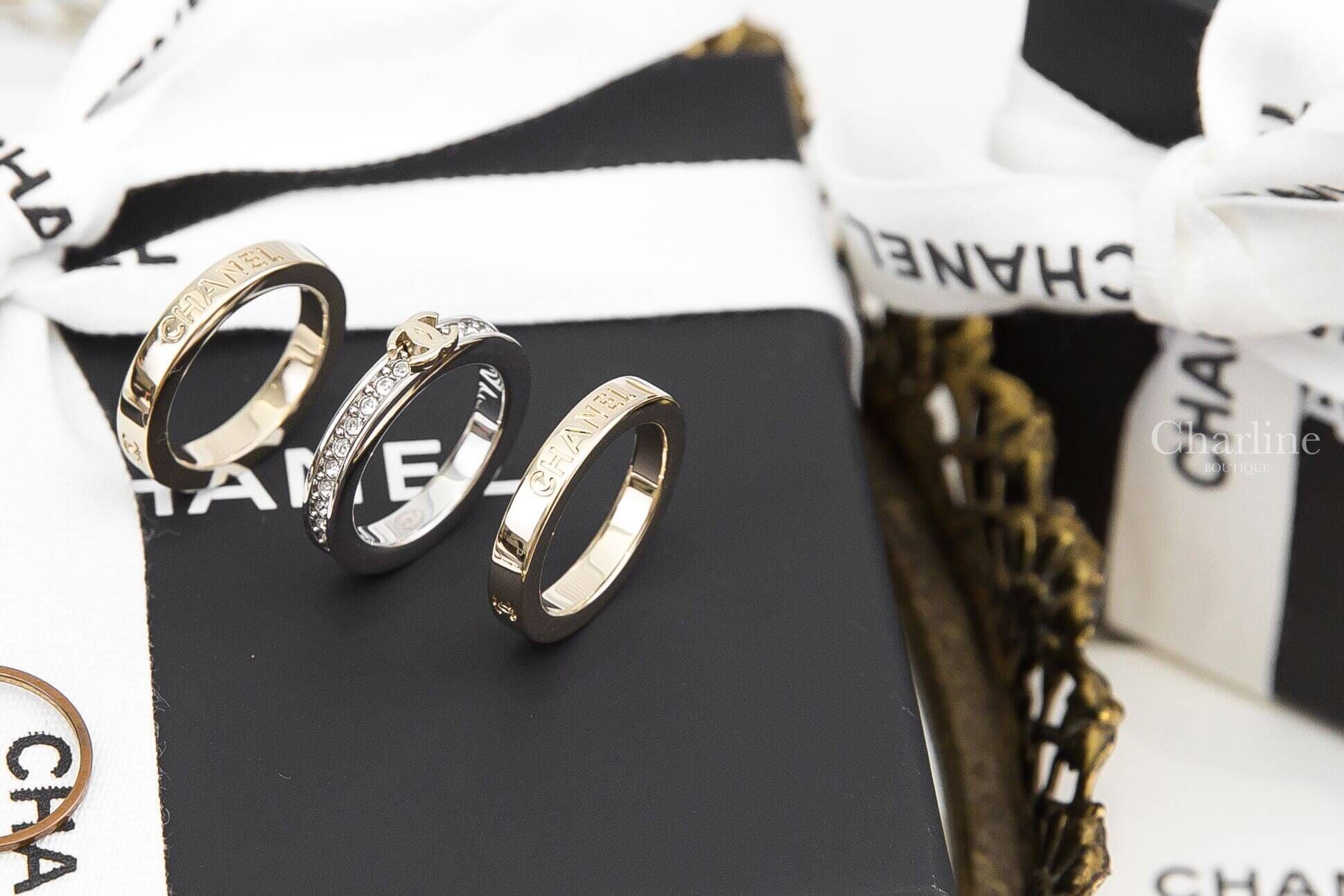 Chanel Ring 金色字母CC/銀色水鑽立體金CC戒指三件組-Charline Boutique 精品代購