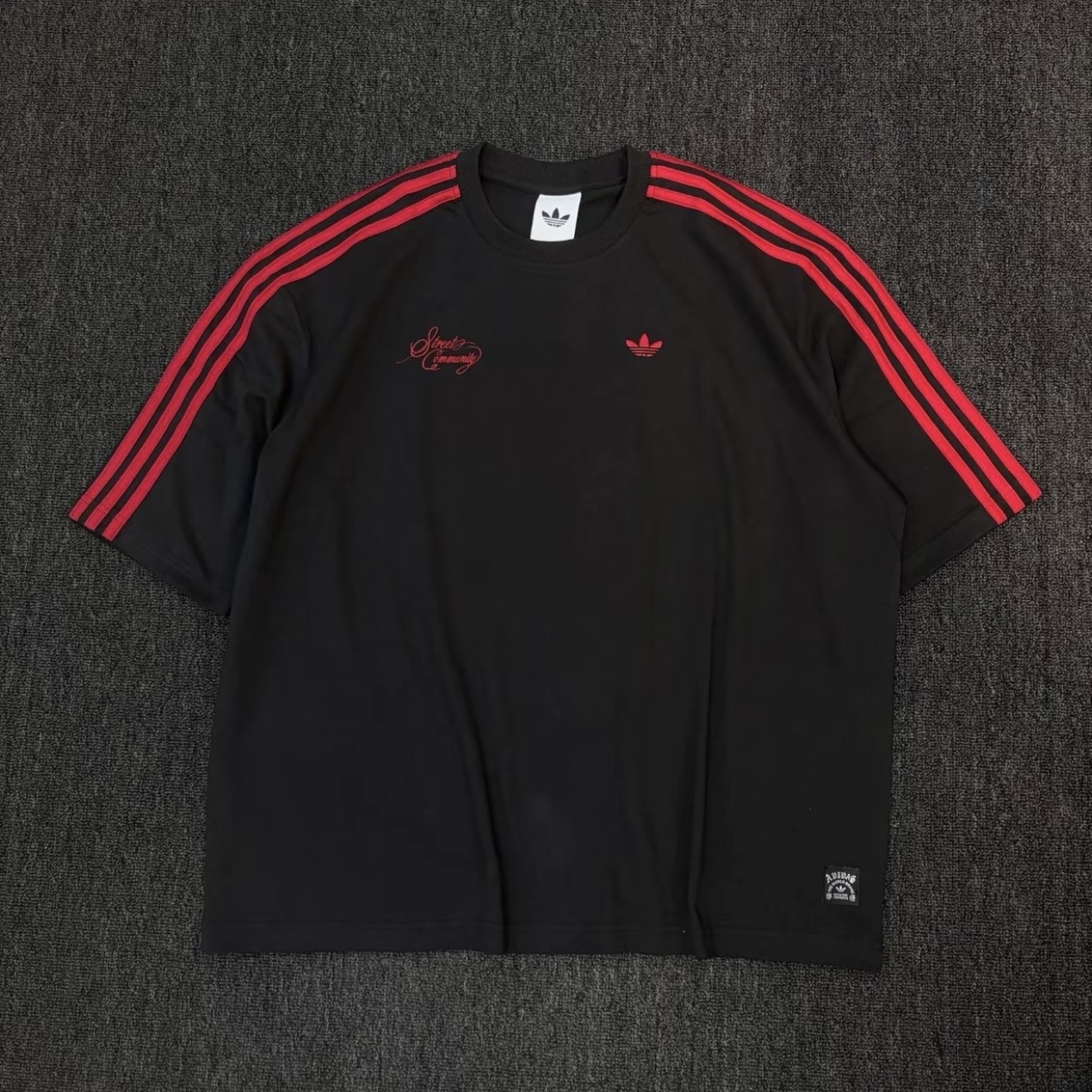 ADIDAS ORIGINALS 紅黑 寬版 短袖上衣 休閒 運動 LD3867