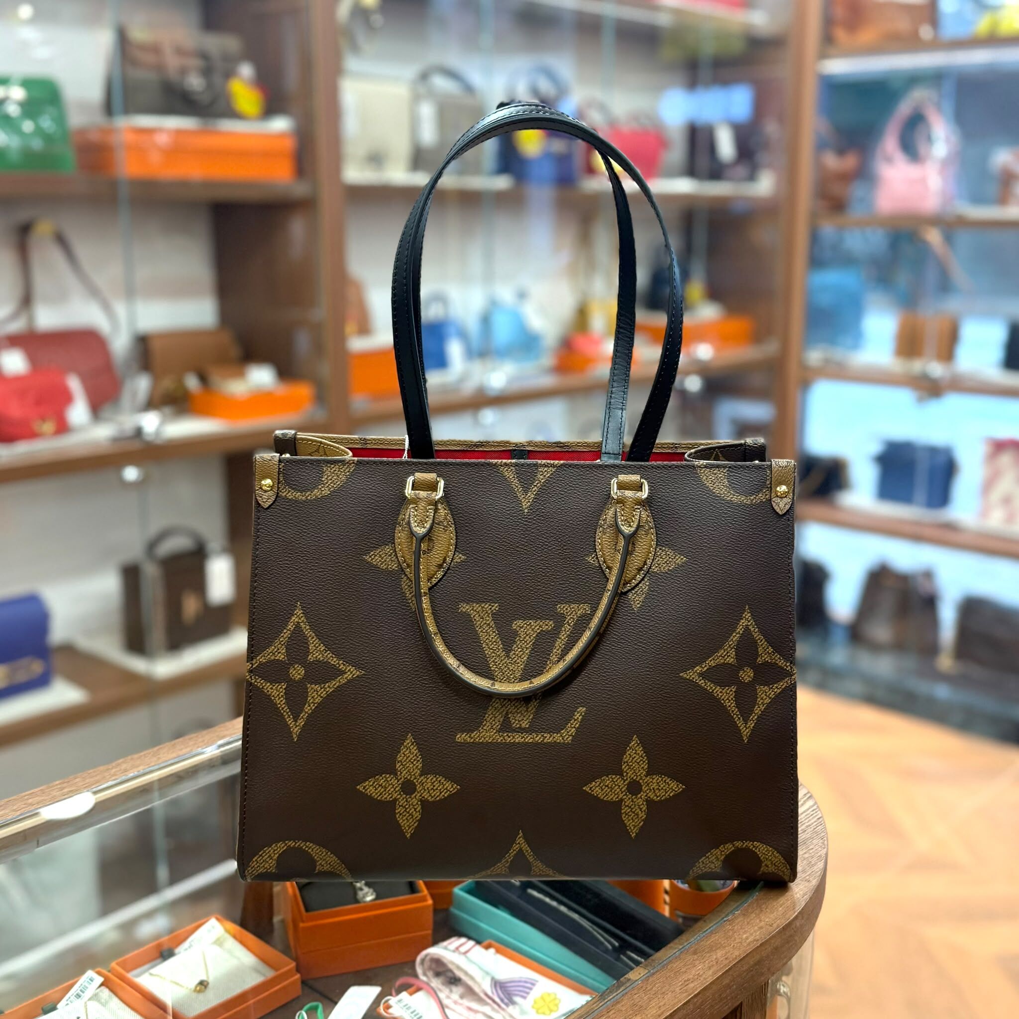 限時特價,閑置品,LV OnTheGo MM MONOGRAM帆布 M45321 #芯片款