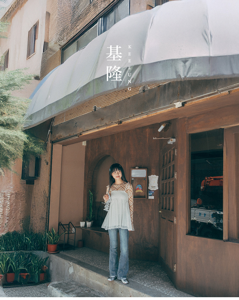Color-blocked plaid side-ruched sheer long-sleeved top, available in three colors, S/M.【01099961】in stock+pre-order