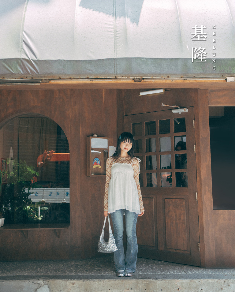 Floral Embroidered Ruffle-Trim Two-Way Top & Skirt Set – Available in 3 Colors【03010958】in stock+pre-order